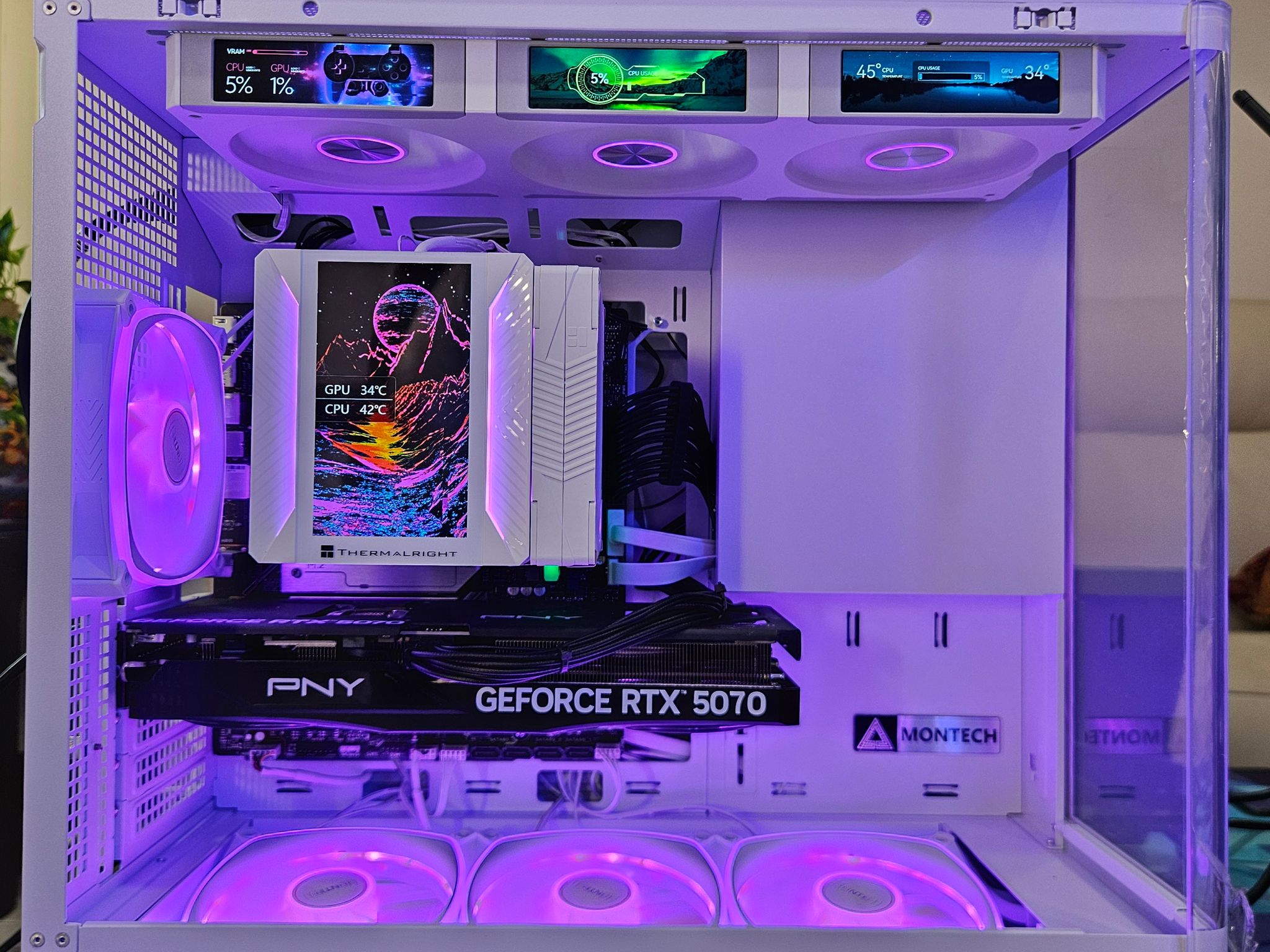 RTX 5070 Gaming PC • Ryzen 7 9700X • 1TB M.2 • Jonsbo ZC-360 • 32GB DDR5 • Clean White