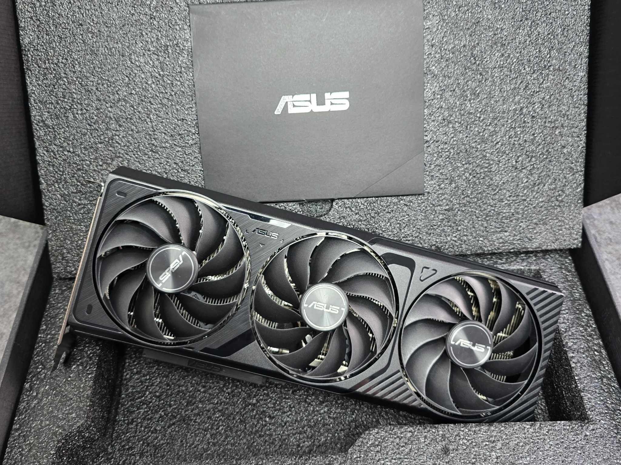 ASUS PRIME RTX 4070 Ti SUPER