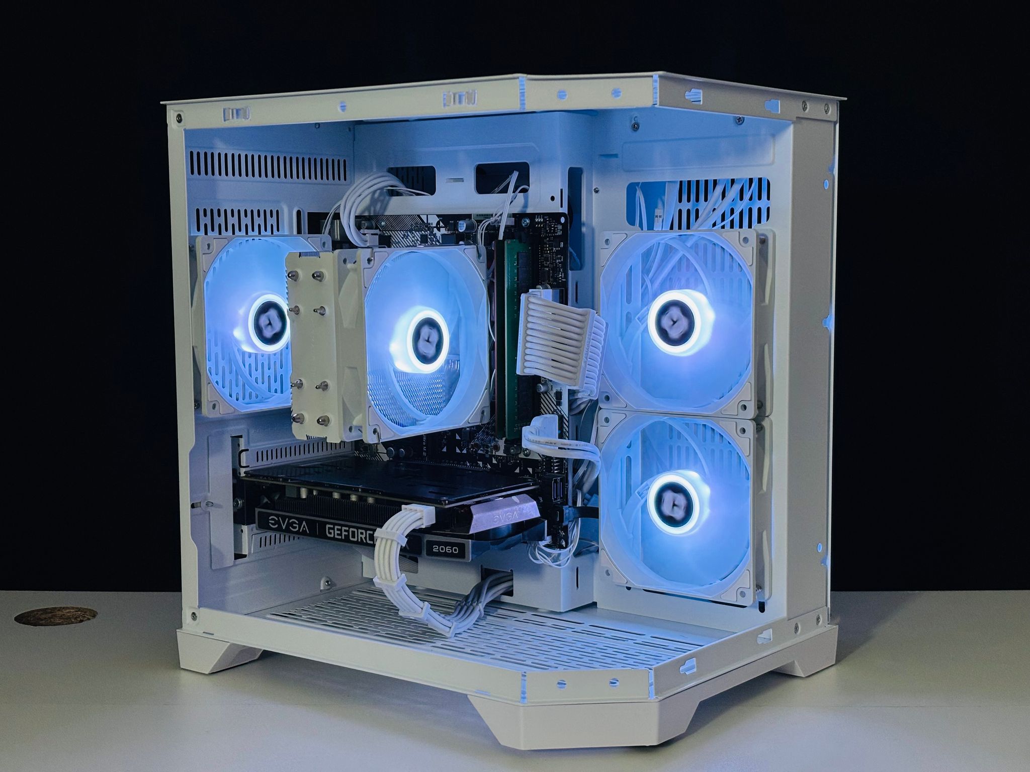☁️💥🤍 White Gaming PC - RTX 2060 / Ryzen 5 3600 / 16GB RAM / 512GB SSD / WIFI + BT 🤍💥☁️