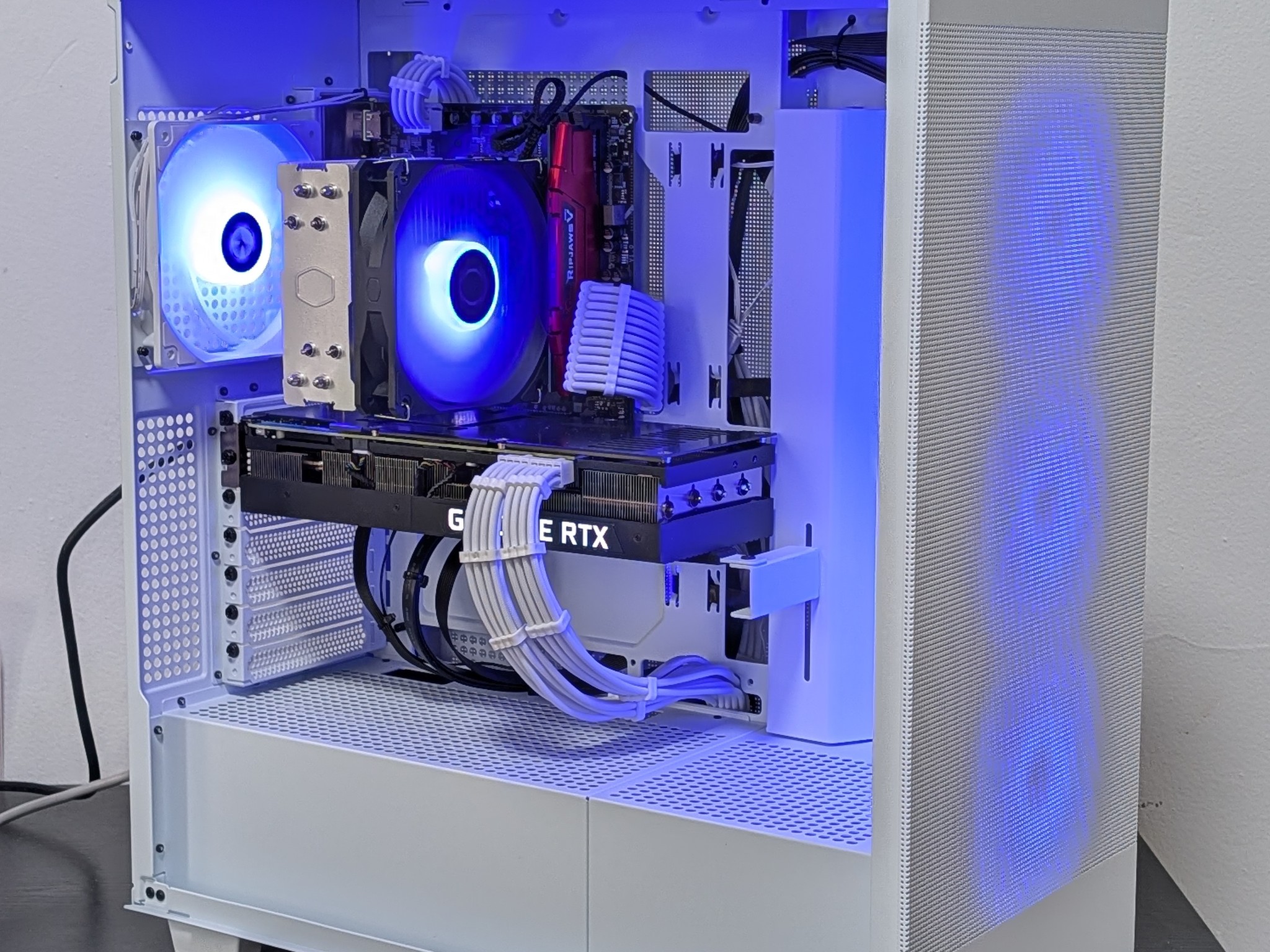 RTX 3080 10GB | intel i3 12100F | 16GB DDR4 | 1TB NVME M2 SSD | Win11 | Wi-Fi | Custom Gaming PC