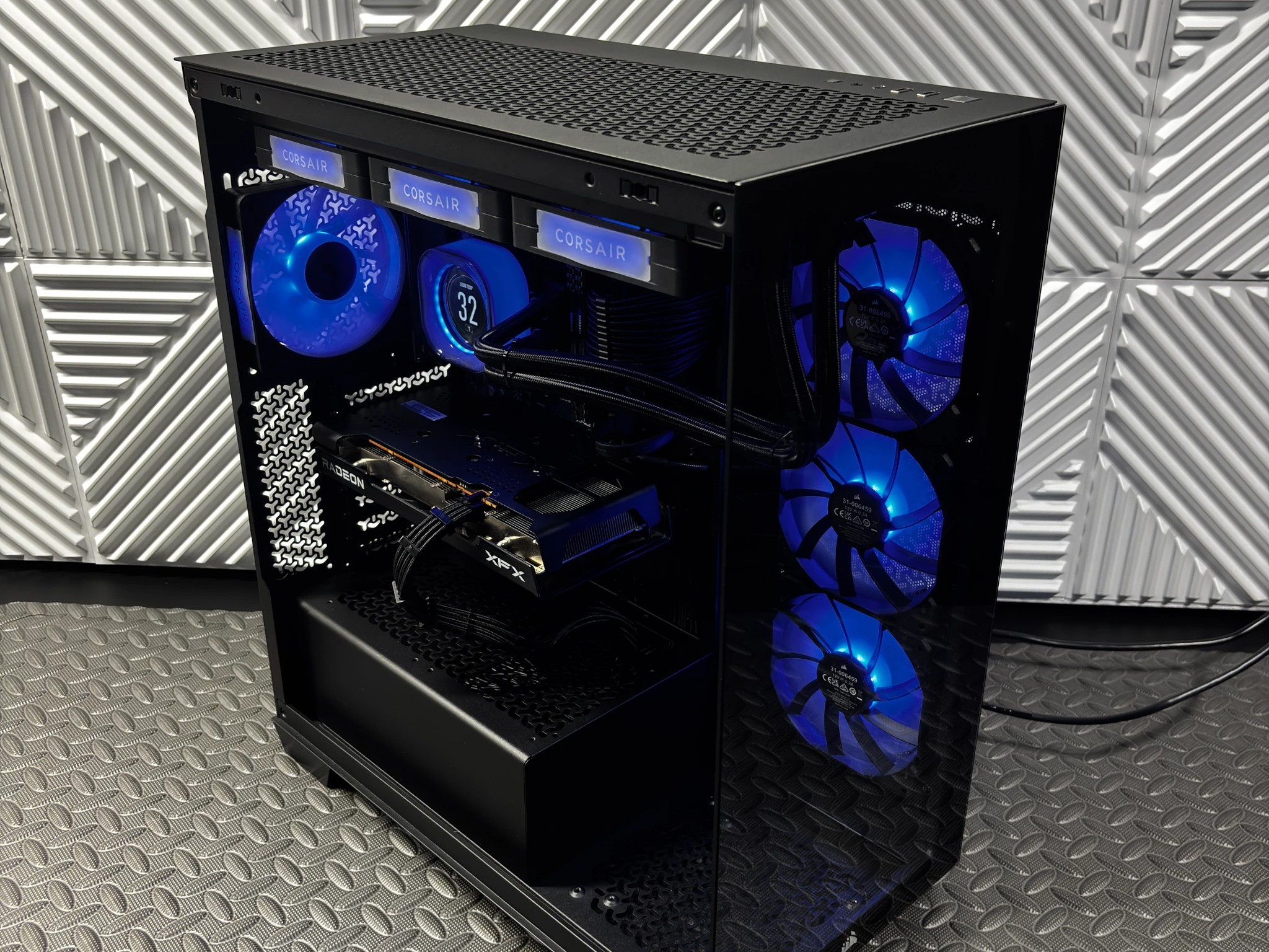 Corsair RGB Gaming PC | RX 6600 8GB | Ryzen 3 3100 | 16GB RAM | 1TB NVMe SSD | WiFi