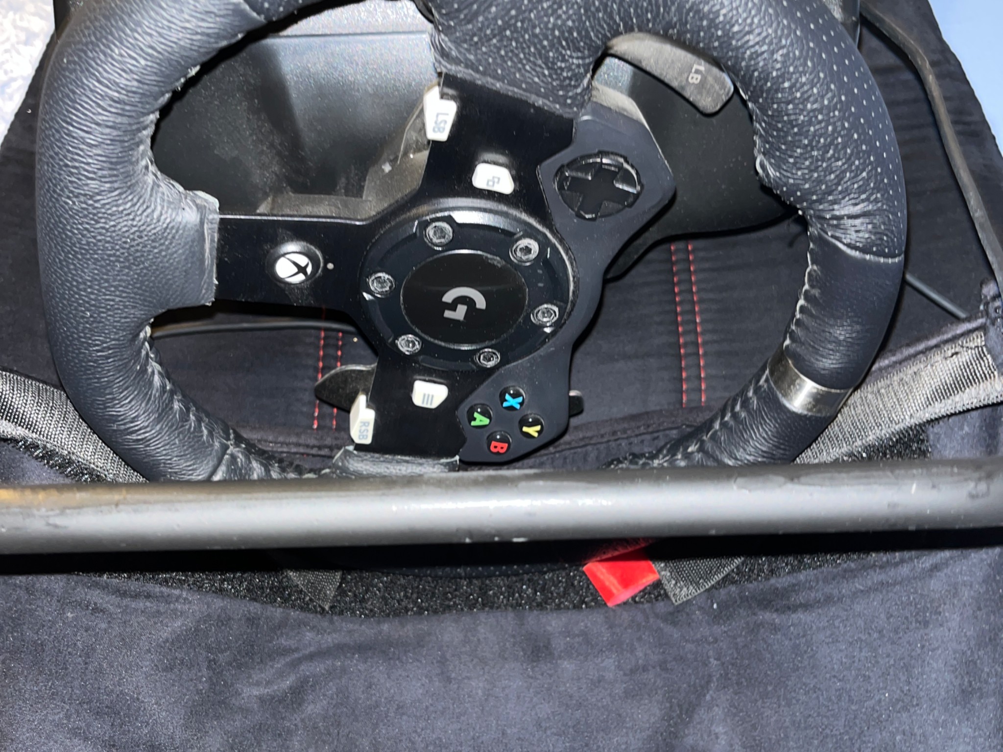 Logitech G920 + Playseat