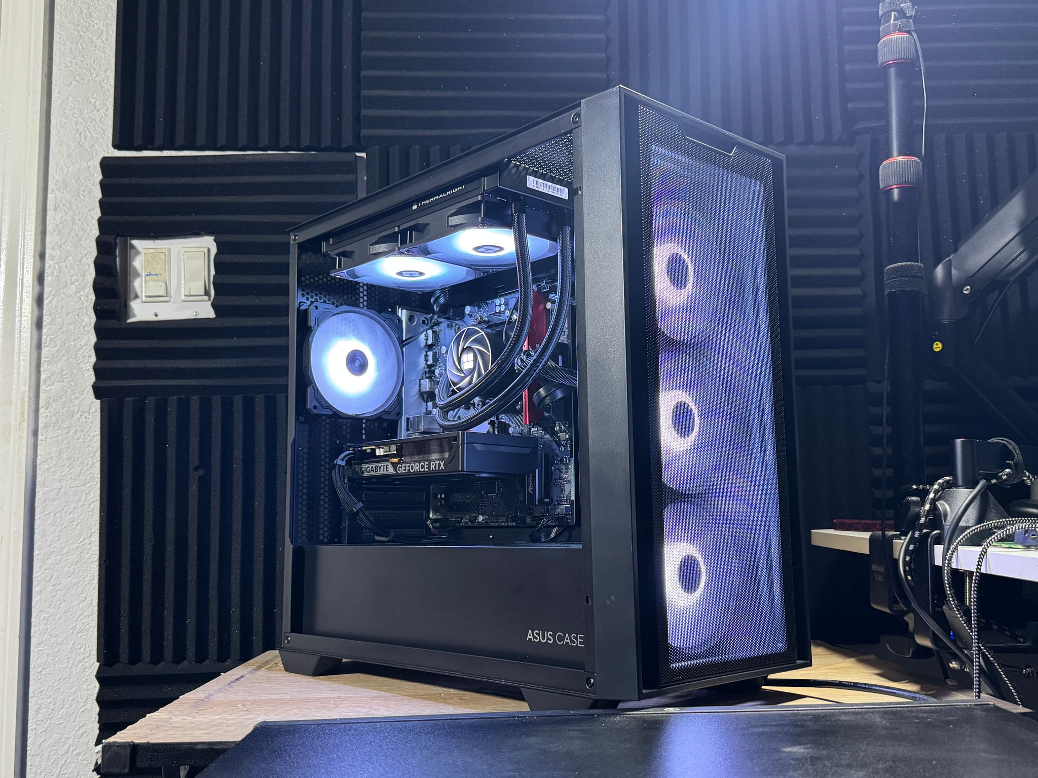 ⚫️ RTX 5060 8GB/Ryzen 5 7600  StreamingGaming PC
