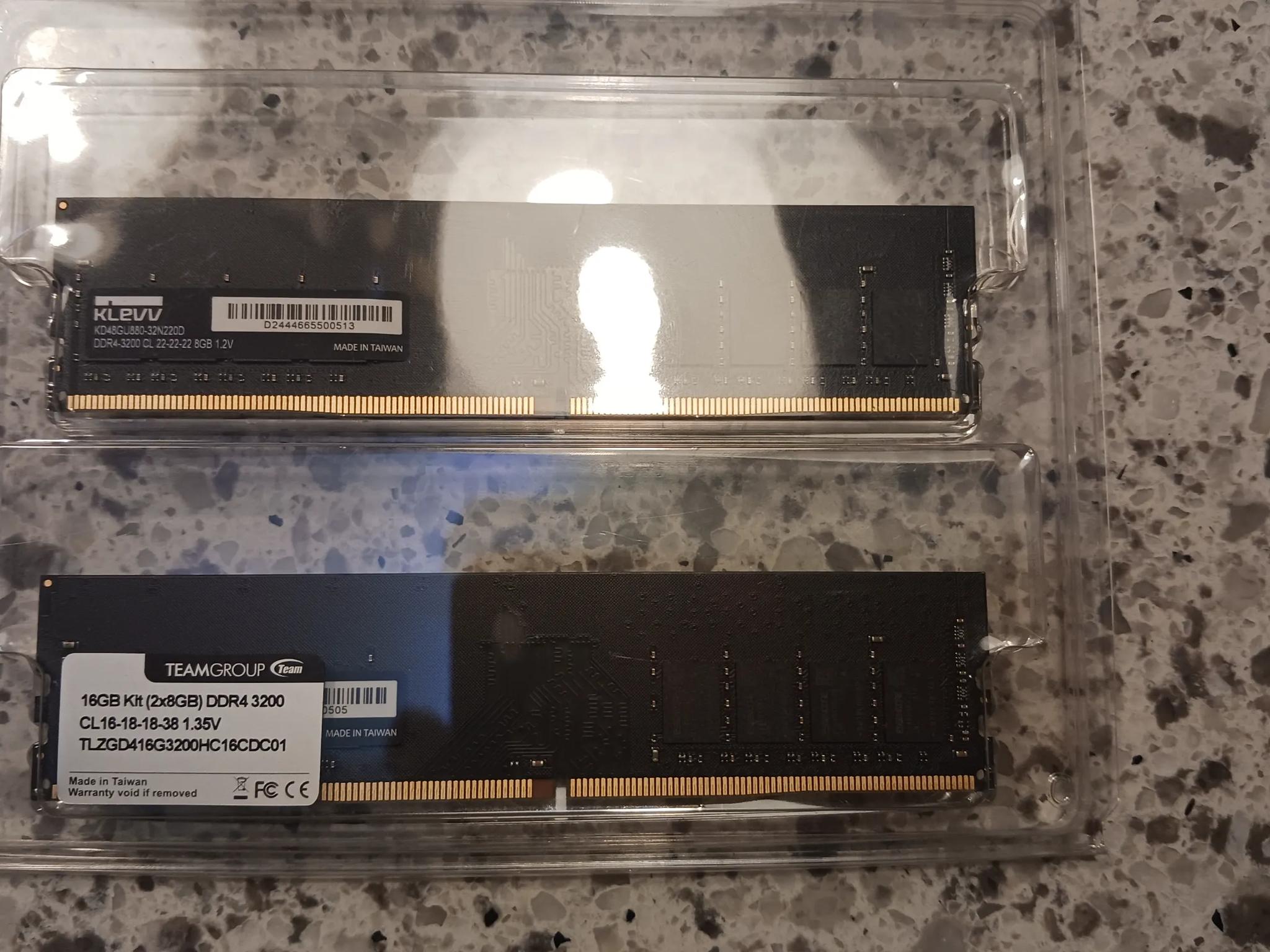KLEVV DDR4 16GB (2x8GB) 3200MHz