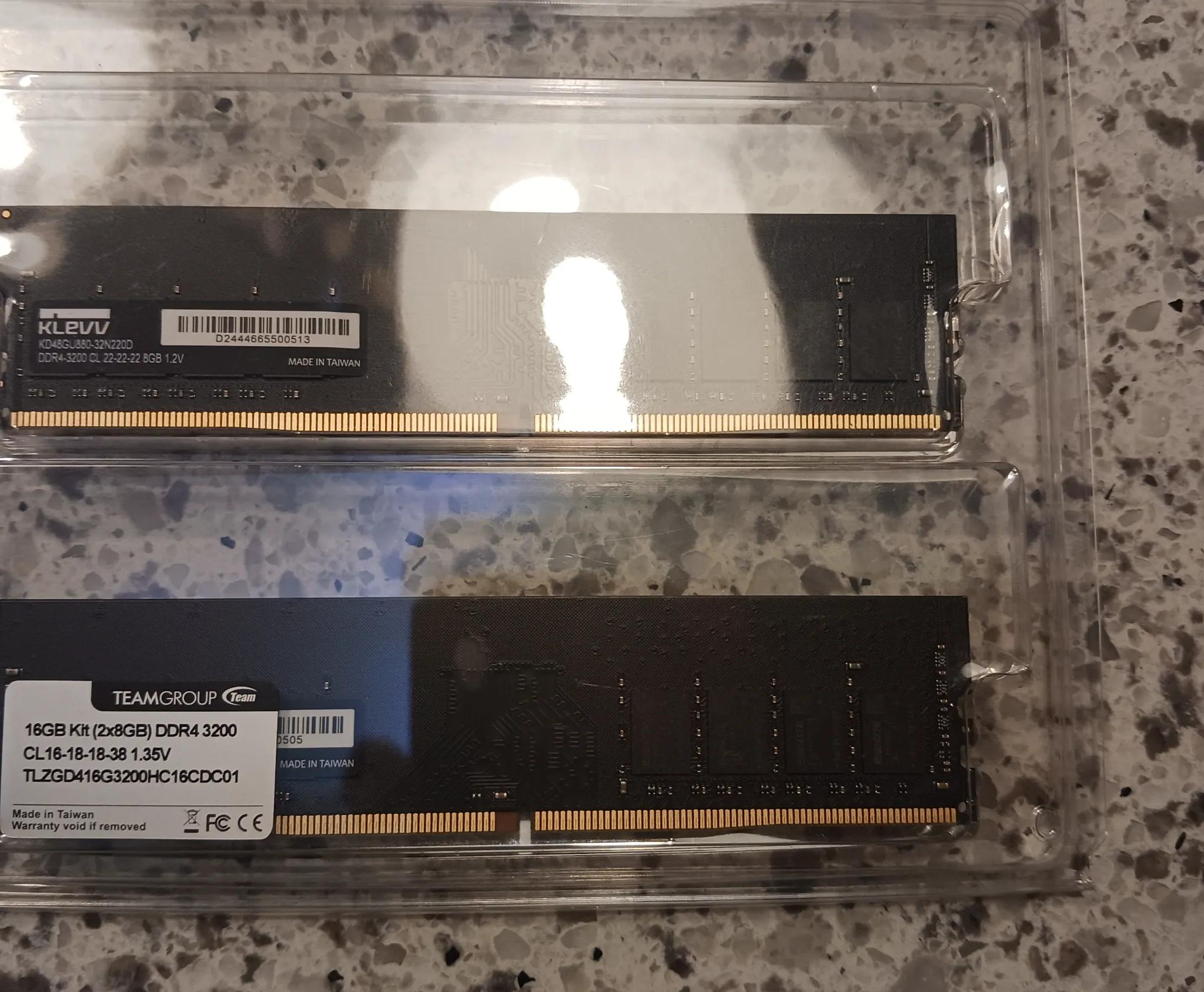 KLEVV DDR4 16GB (2x8GB) 3200MHz