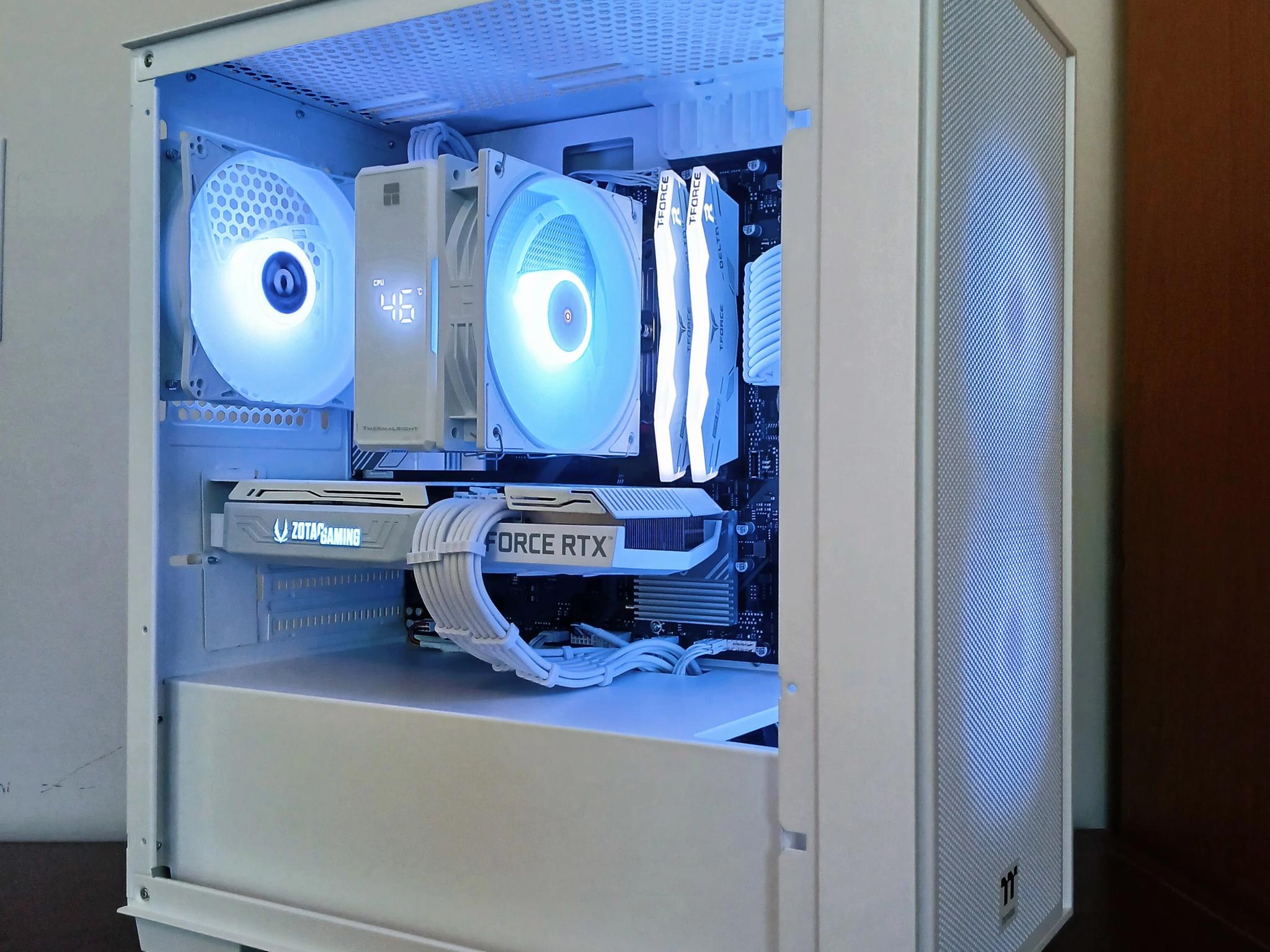 All-White AM5 | RTX 3060 Ti | Ryzen 5 8400F | 16GB RAM