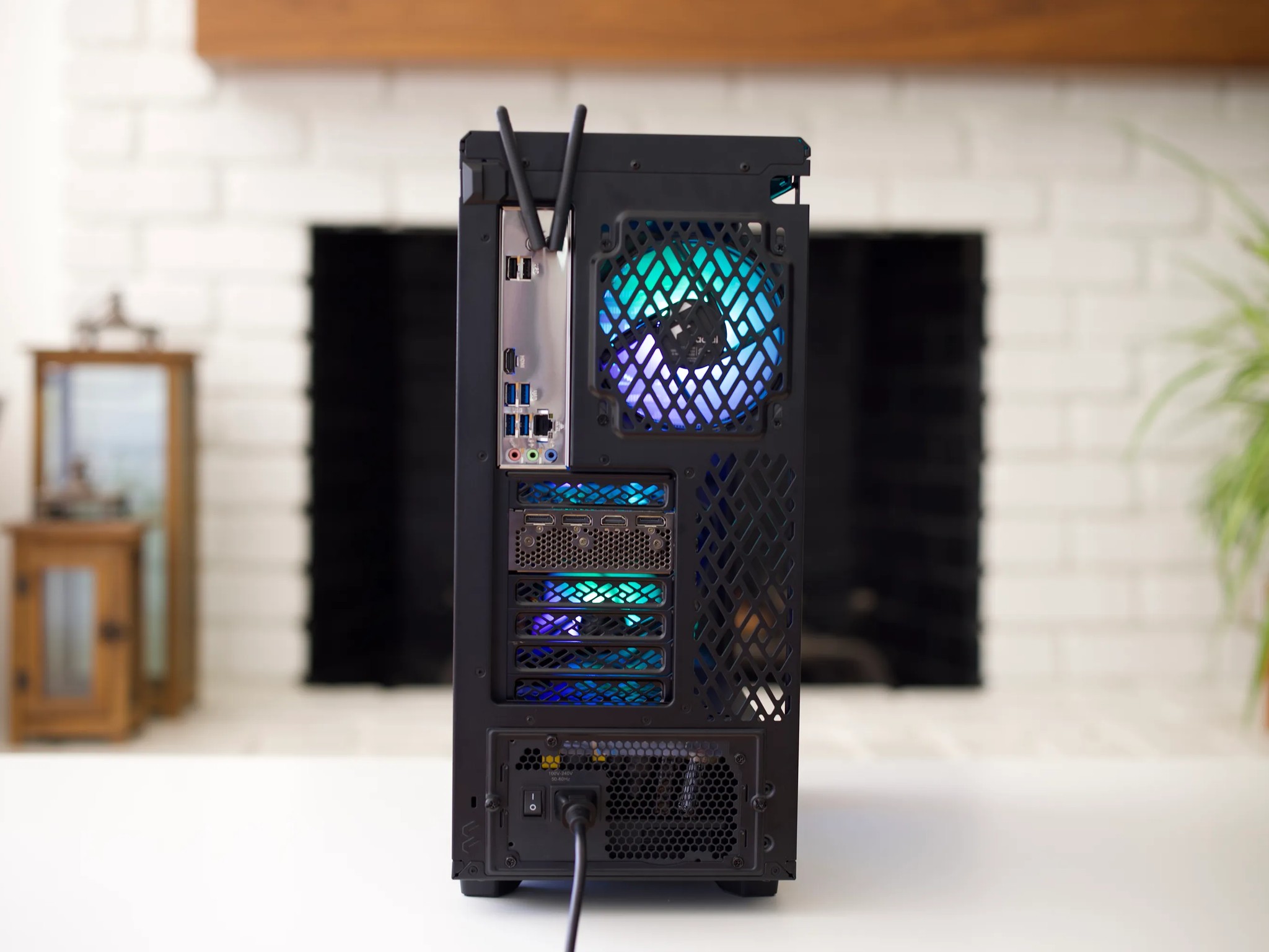 RTX 2070 Super, Ryzen 5, Gen4 NVME, WIFI - Mid Range Gaming PC