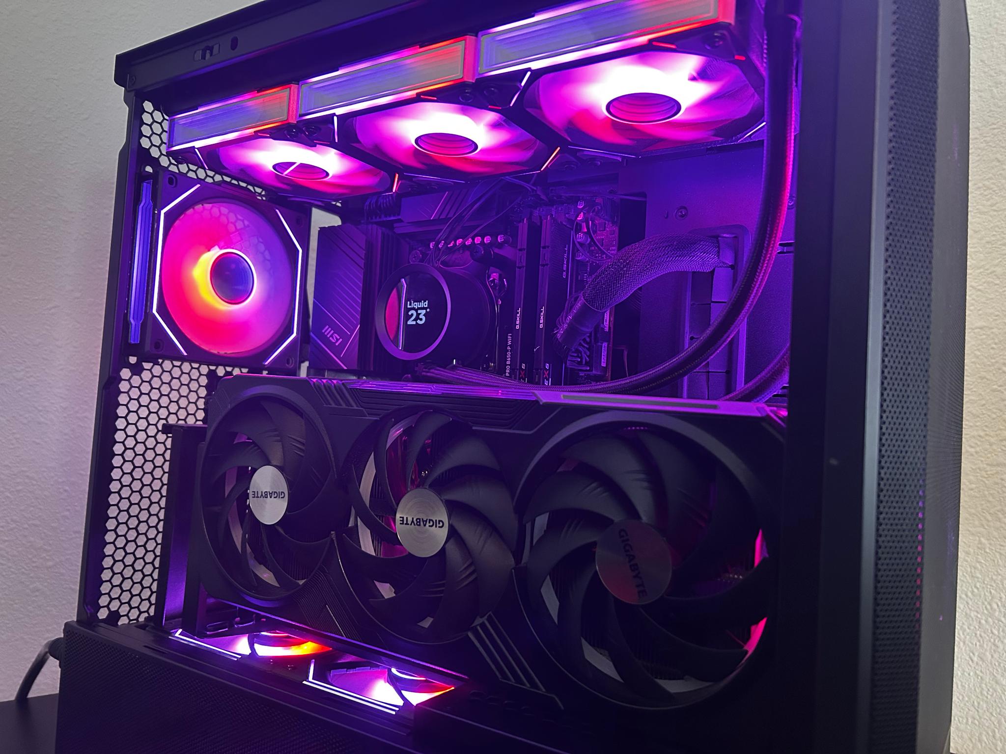 RTX 4080 Super + Ryzen 7 9700X Custom Build