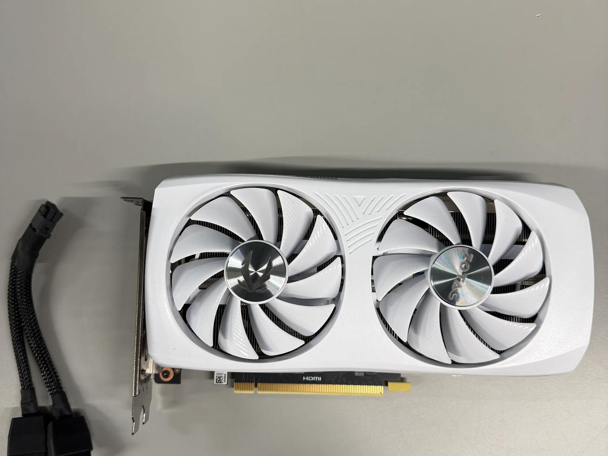 Zotac RTX 4070 Super Twin Edge White