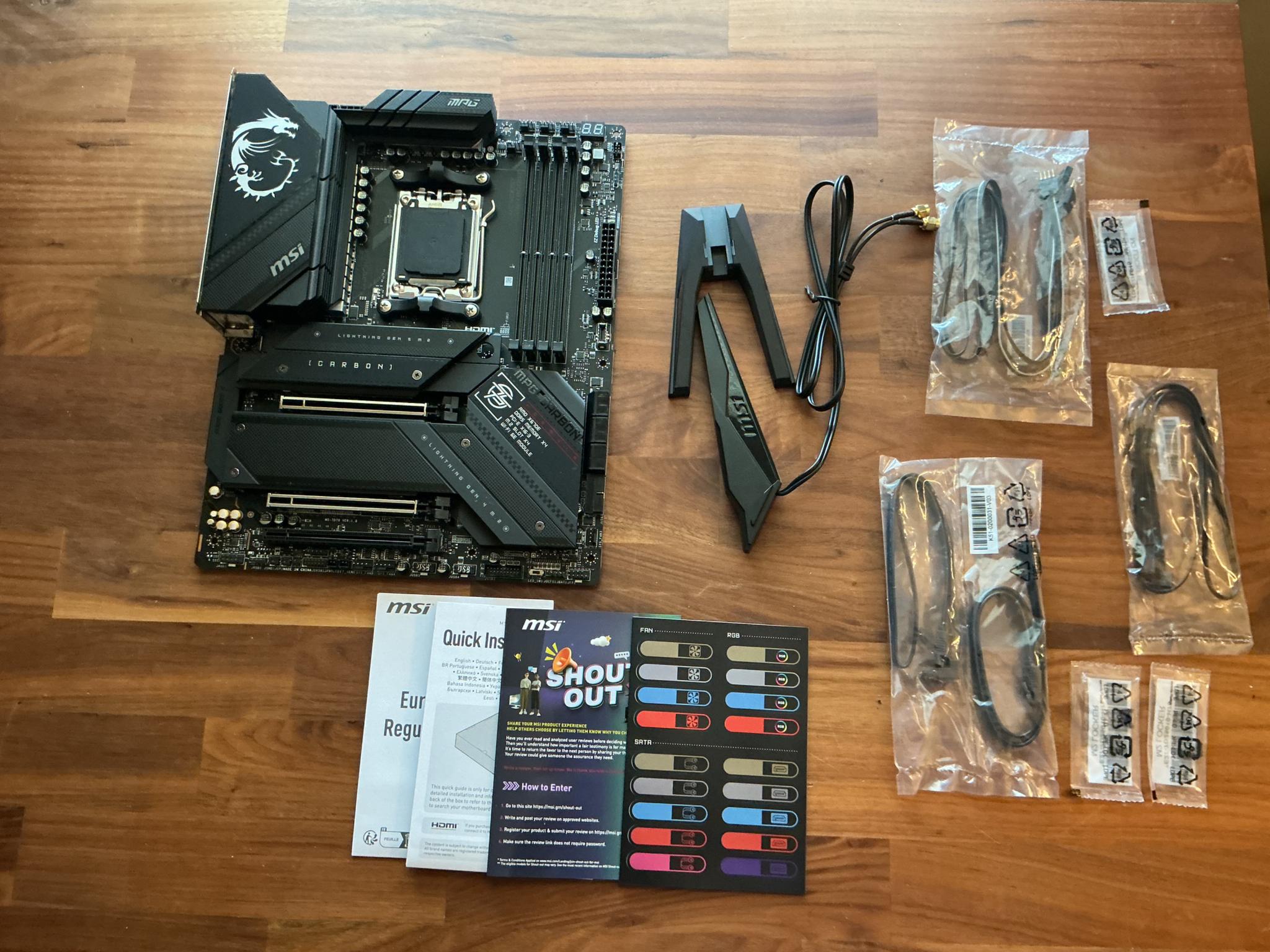 MSI MAG X670E Carbon WiFi motherboard AM5