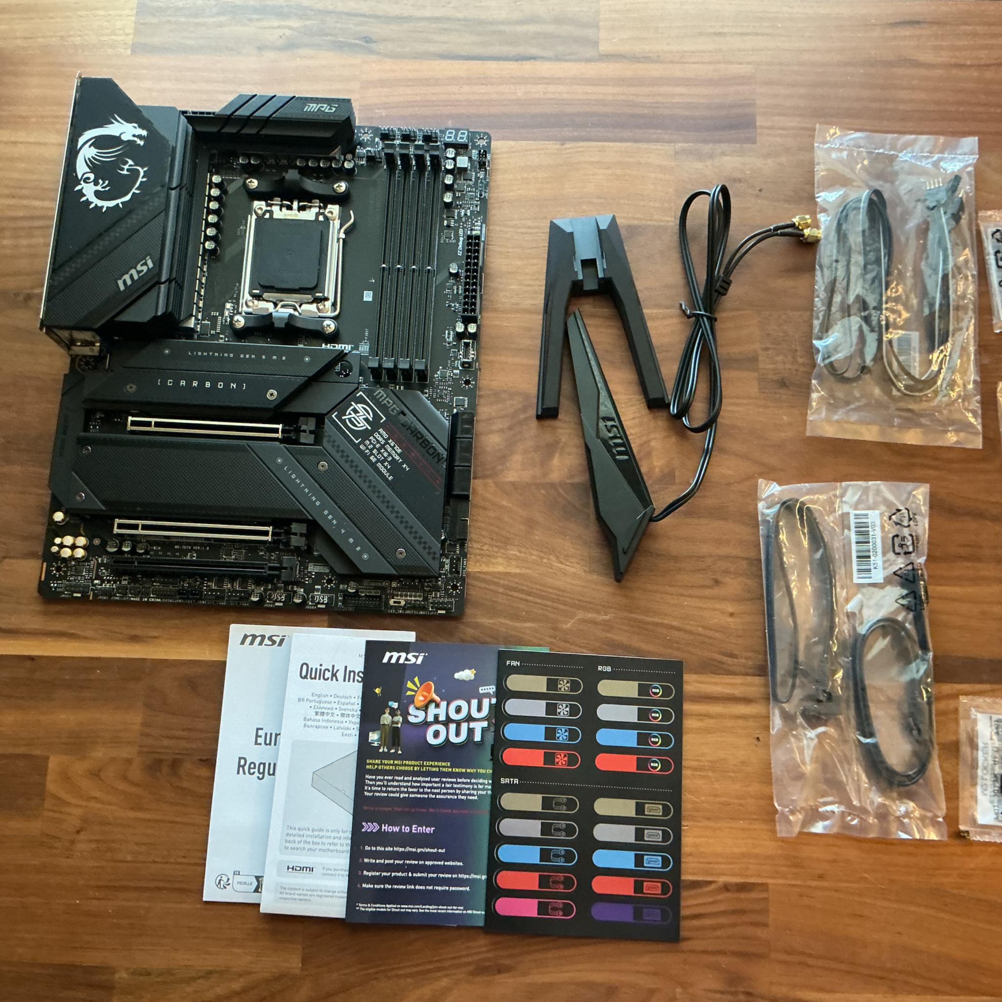 MSI MAG X670E Carbon WiFi motherboard AM5