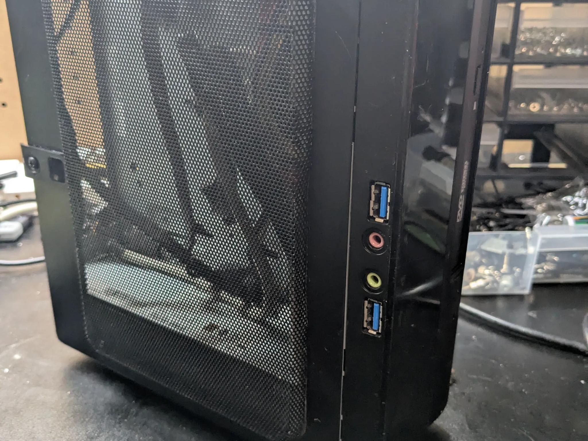 In-Win BQ656 Mini-ITX Case + 150W 80+ Bronze PSU