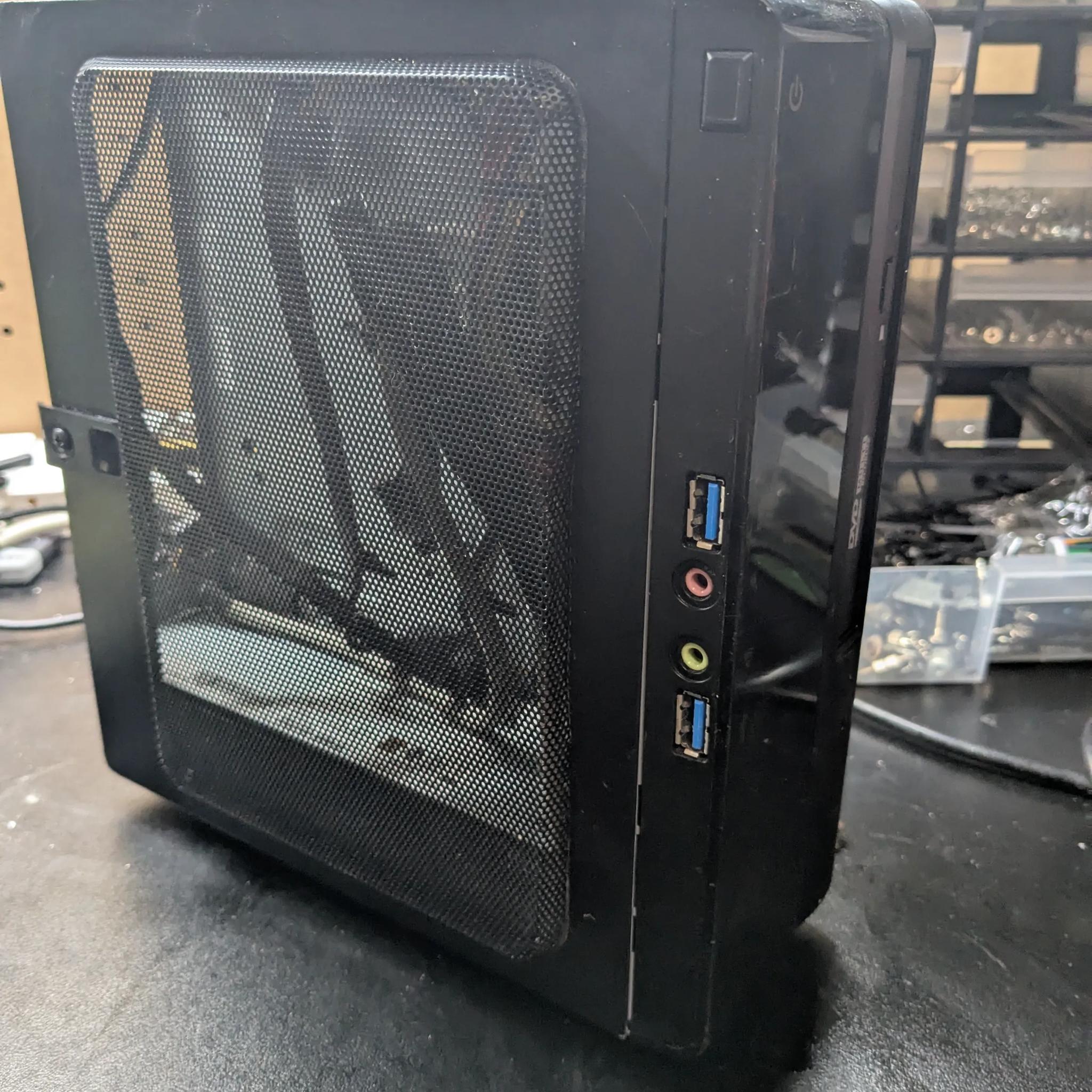 In-Win BQ656 Mini-ITX Case + 150W 80+ Bronze PSU