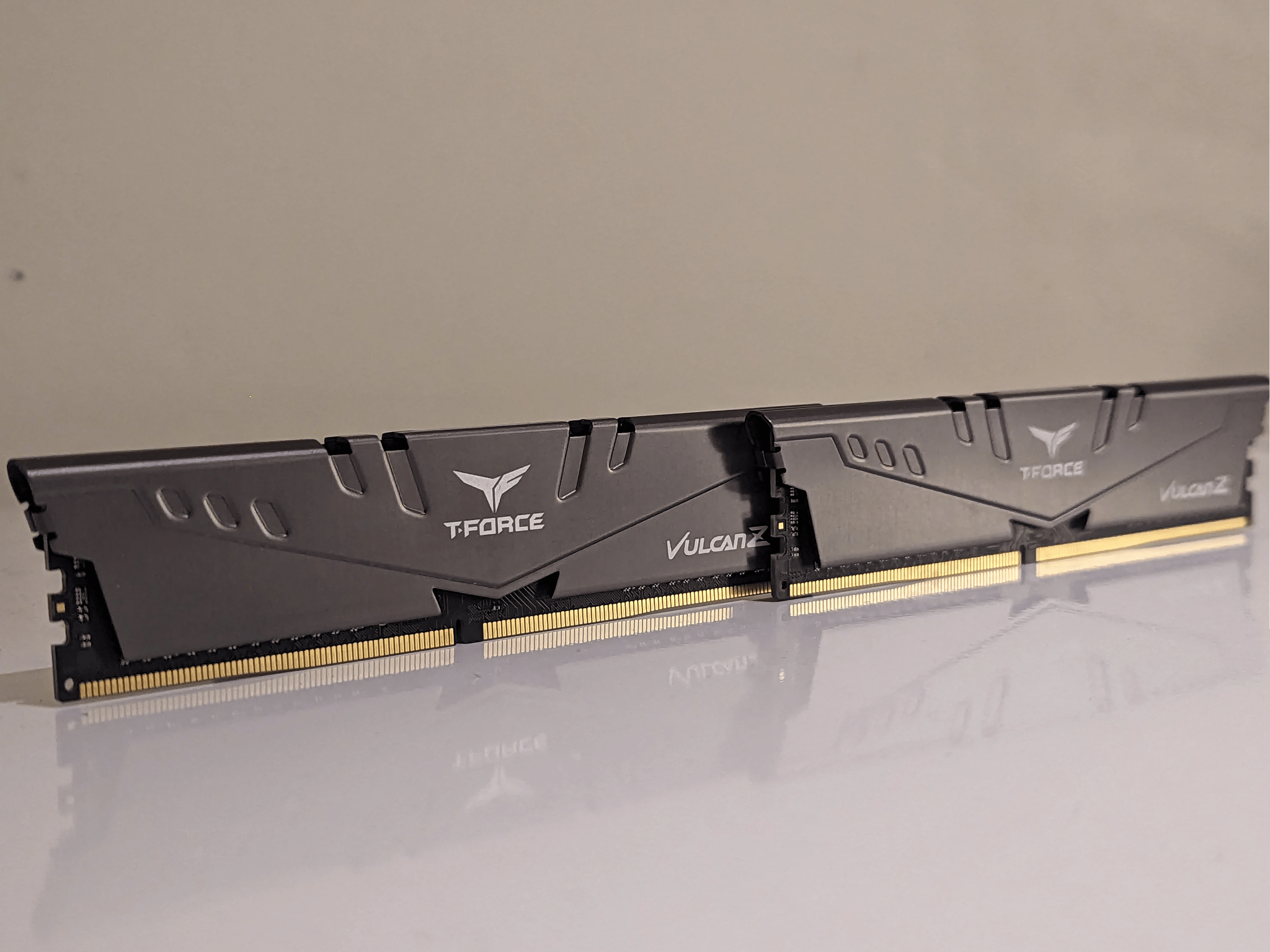16GB Kit || Team T-FORCE Vulcan Z DDR4-3600 CL18