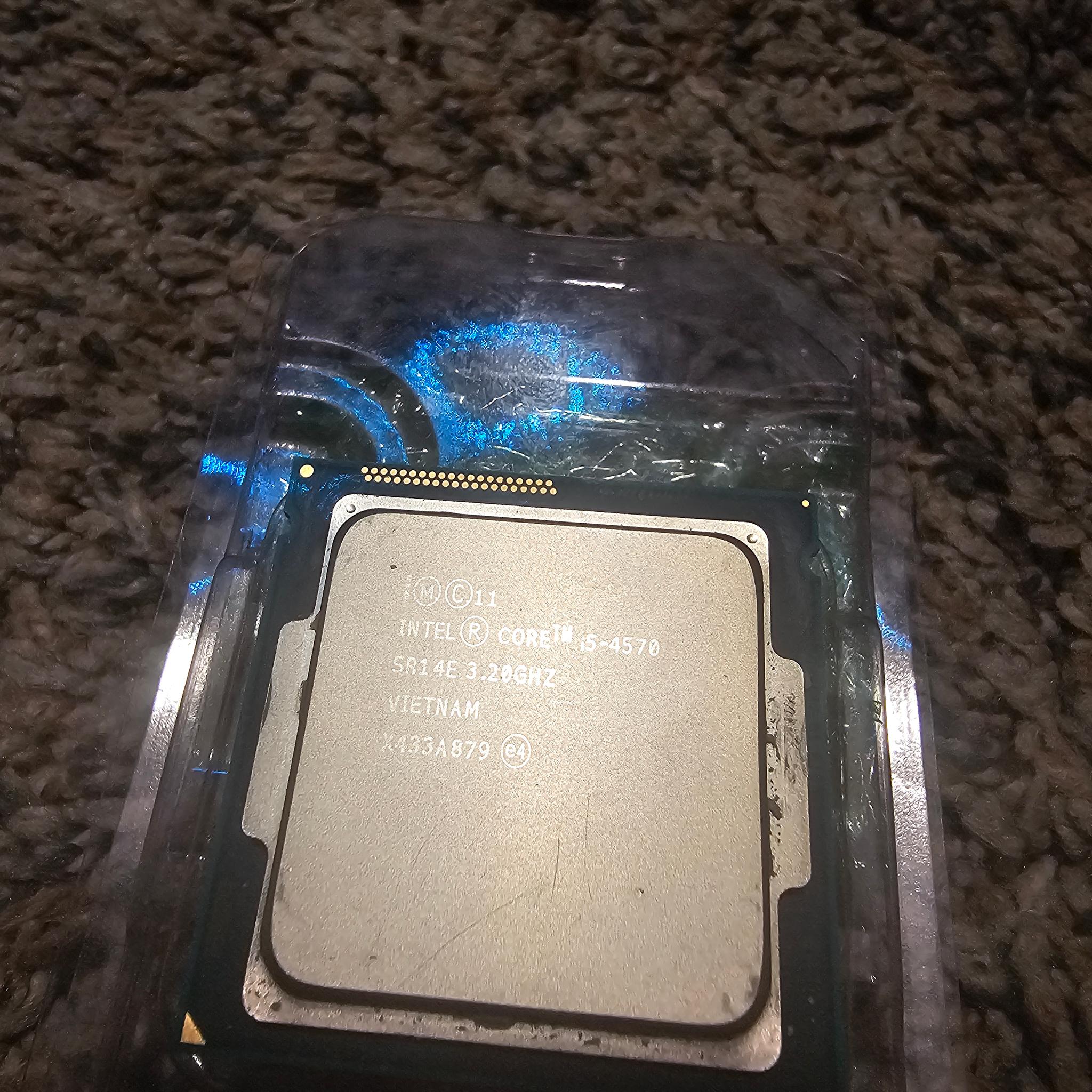 Intel Core i5‑4570 CPU Need Gone! – 3.2 GHz – Less Than 1 Year Used