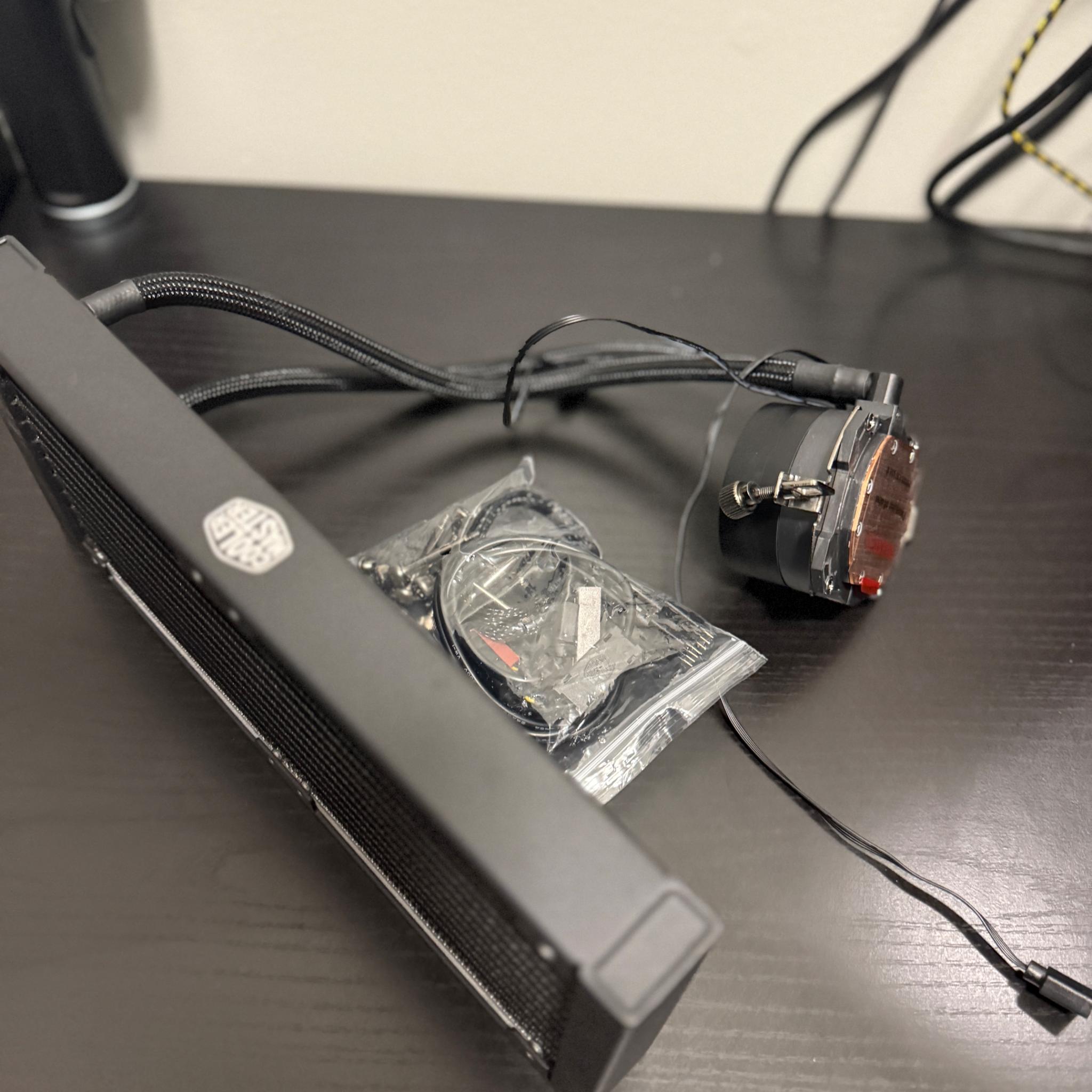 Cooler Master Liquid Cooler AM5/AM4 ML240L RGB V2 (NO FANS)
