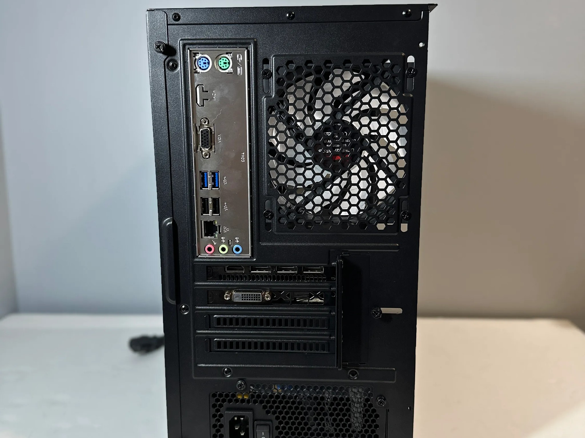 RX 580 8GB | AMD Ryzen 5 2600X | 16GB RAM | 500GB SSD | Custom Gaming PC WIFI WIN10