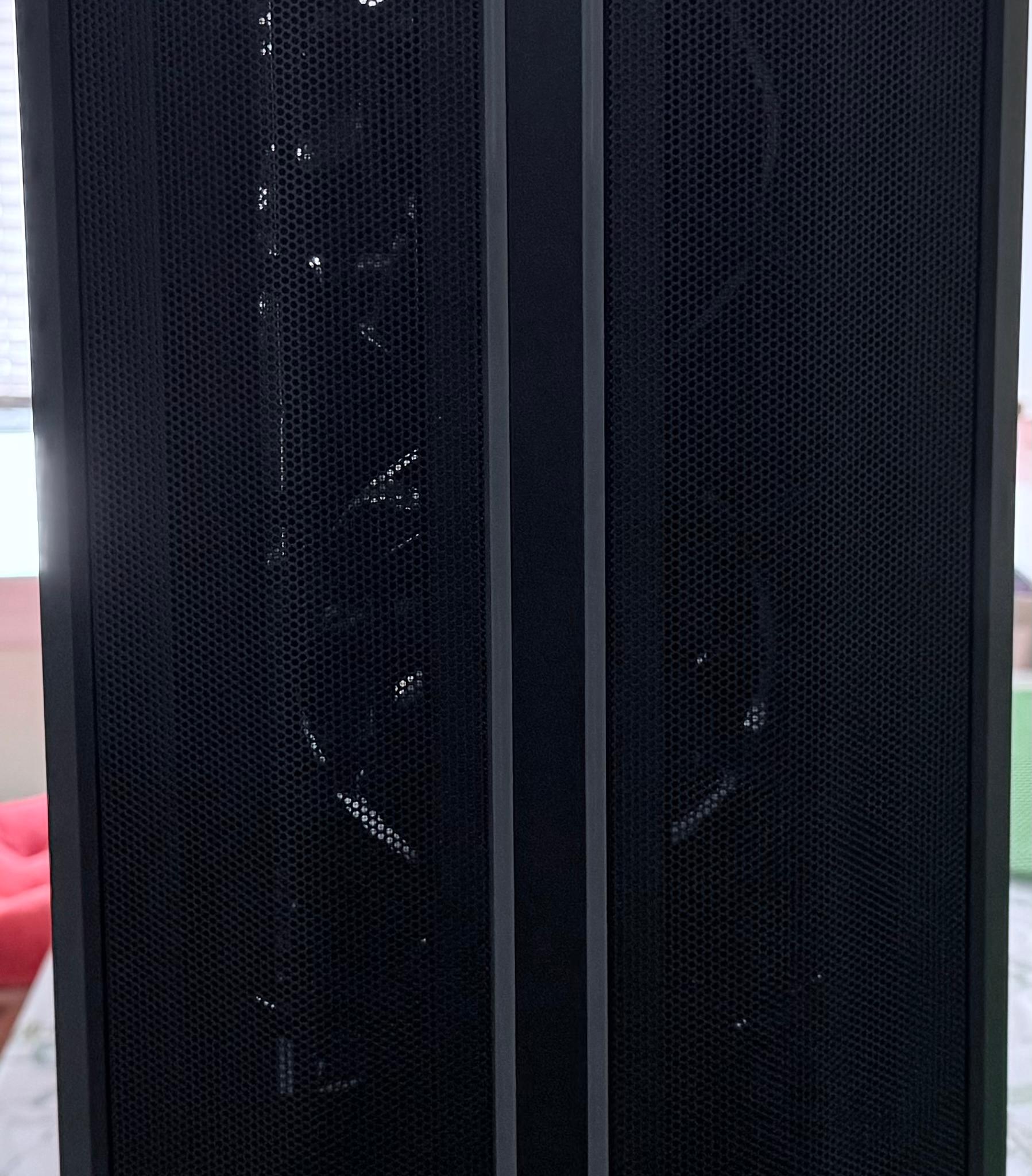 Ryzen 5 7600x | RX 7700XT 12 GB | 32 GB DDR5 6000 | 1.25 TB NVME 2.0 | NO ARGB