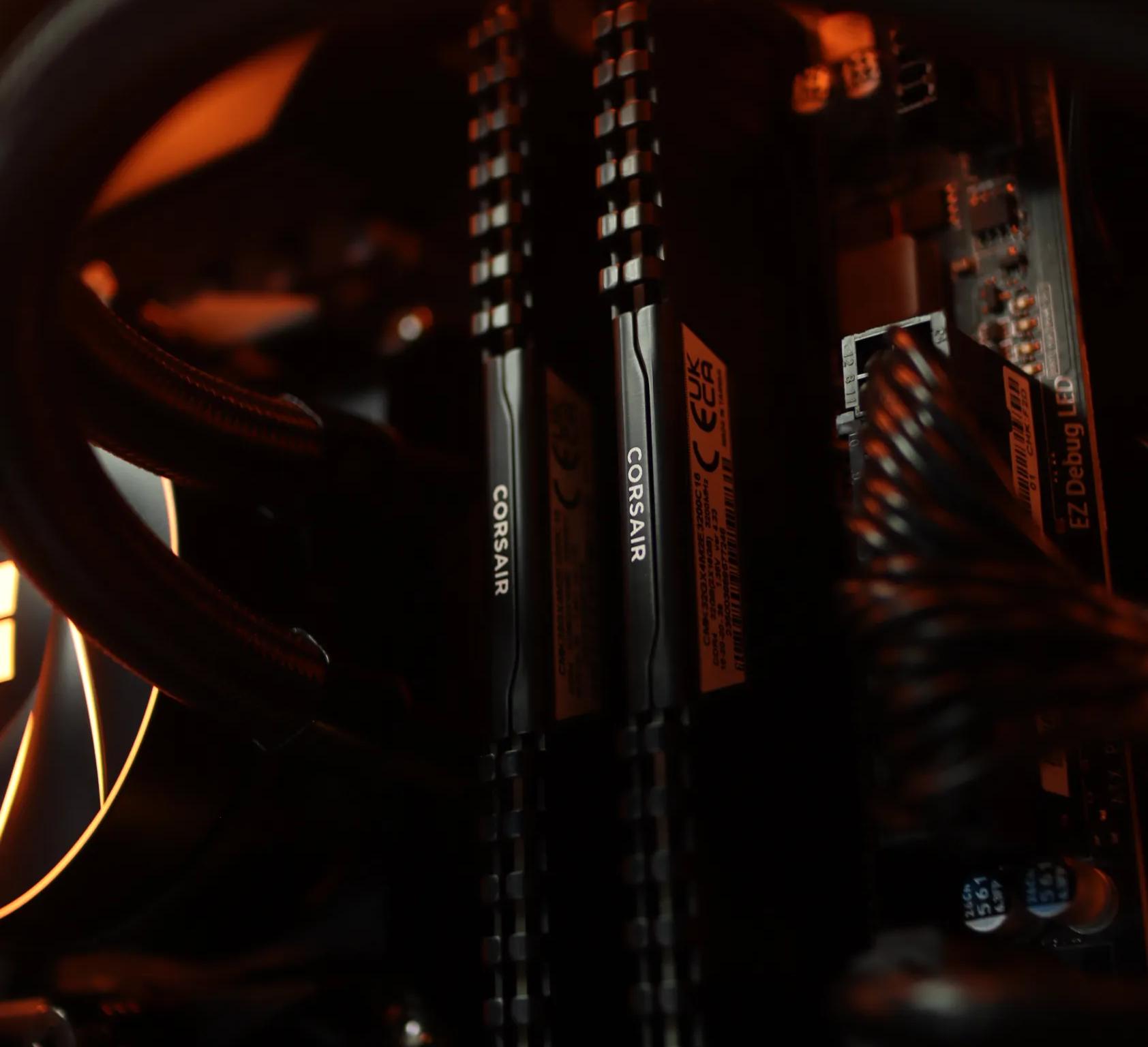 RTX 3070 | Ryzen 5 5600X| 32GB DDR4 RAM | 512GB NVME SSD