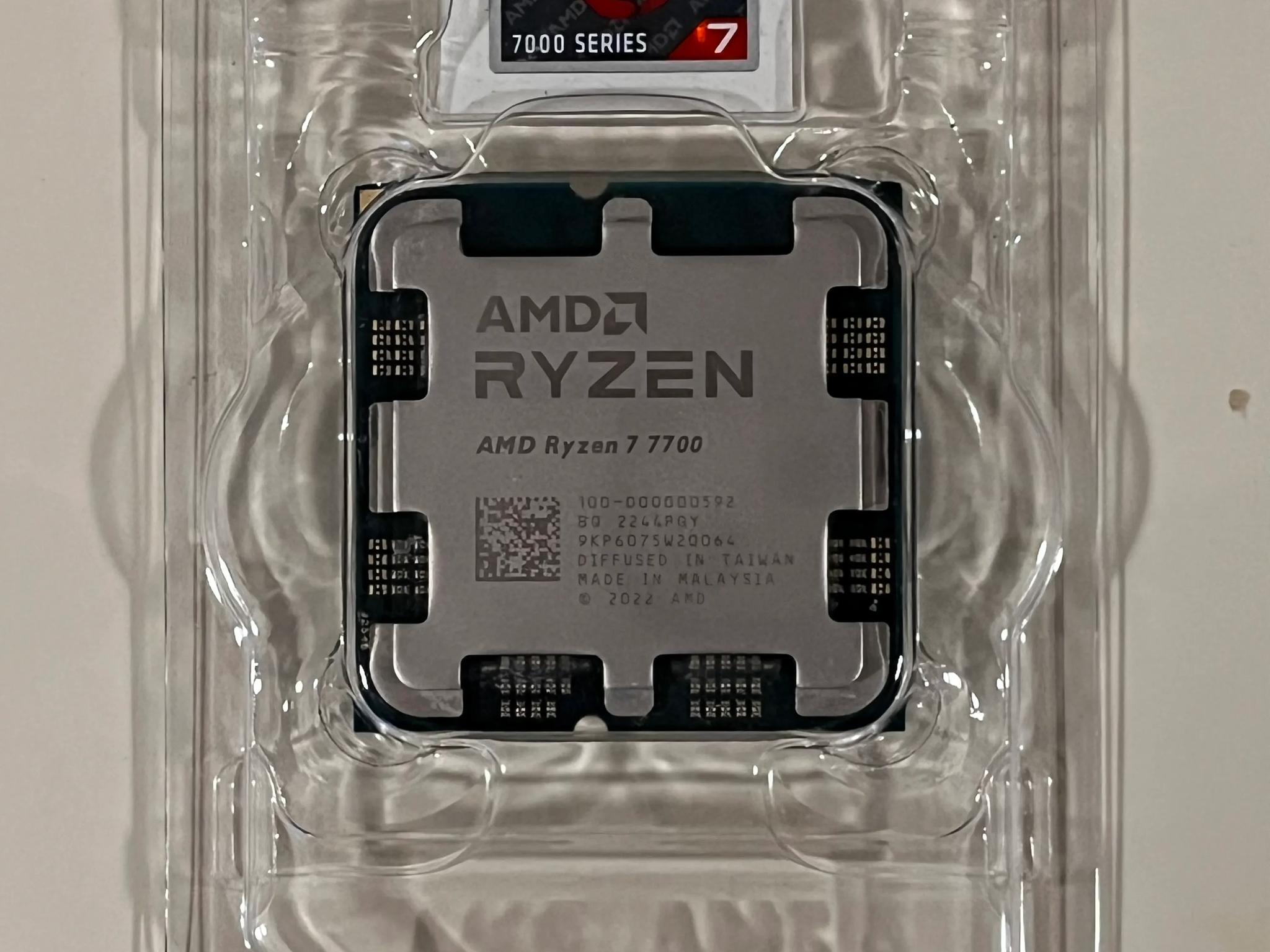 Like New Ryzen 7 7700