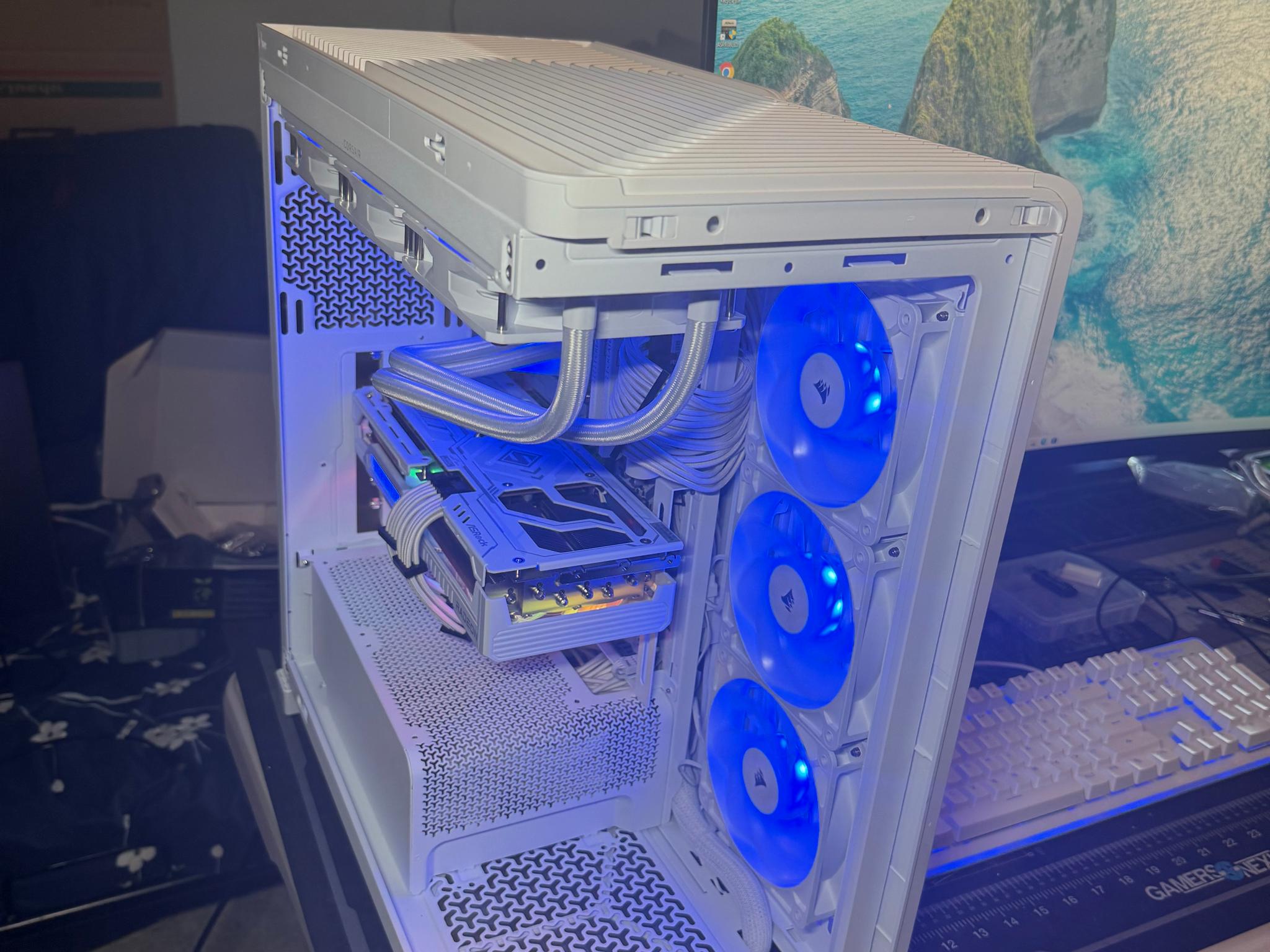 Custom White All AMD build.  9070XT and 9700X CPU