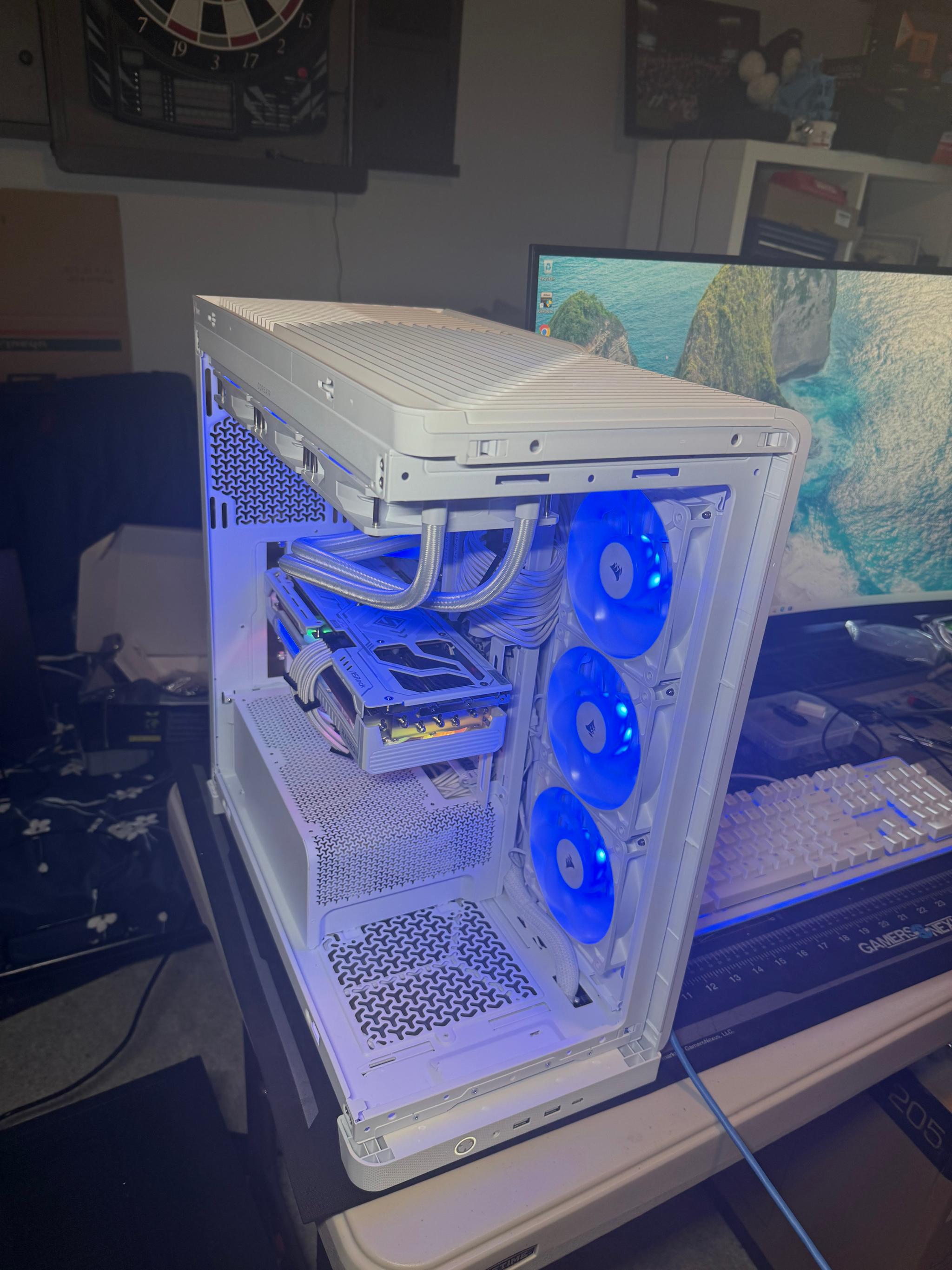 Custom White All AMD build.  9070XT and 9700X CPU