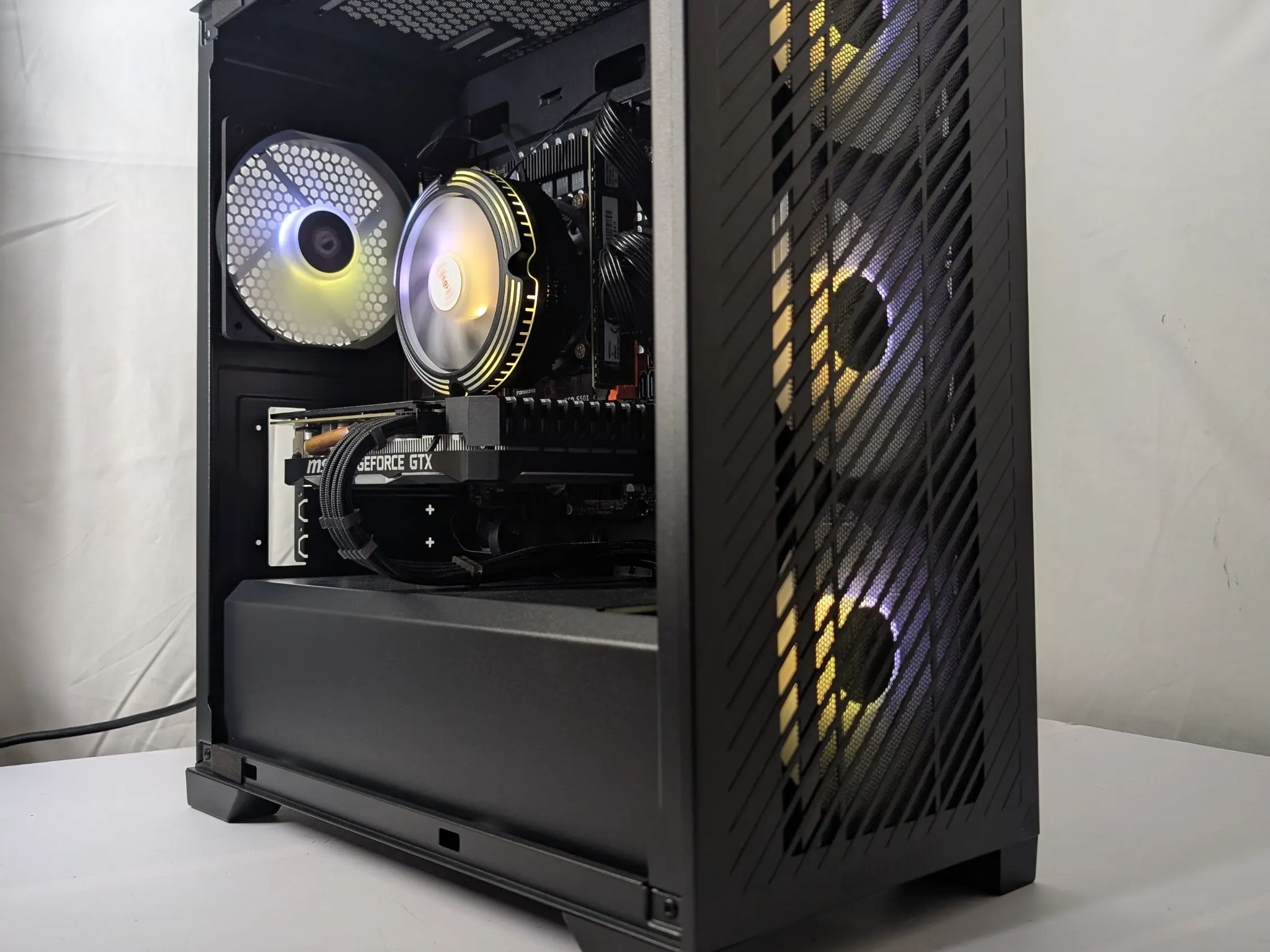 Copy of GTX 1660 | Xeon 2680 v4 | 32gb ddr4 | Windows 11 home