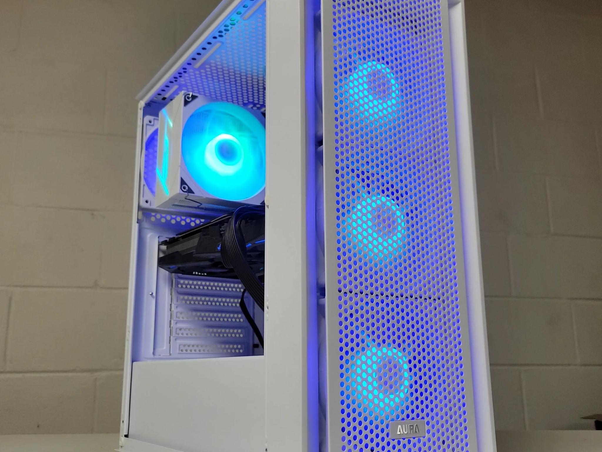🔥🧊GTX 1080 8gb White Gaming PC🔥🧊 (Ryzen 5 3600//GTX 1080 8gb)