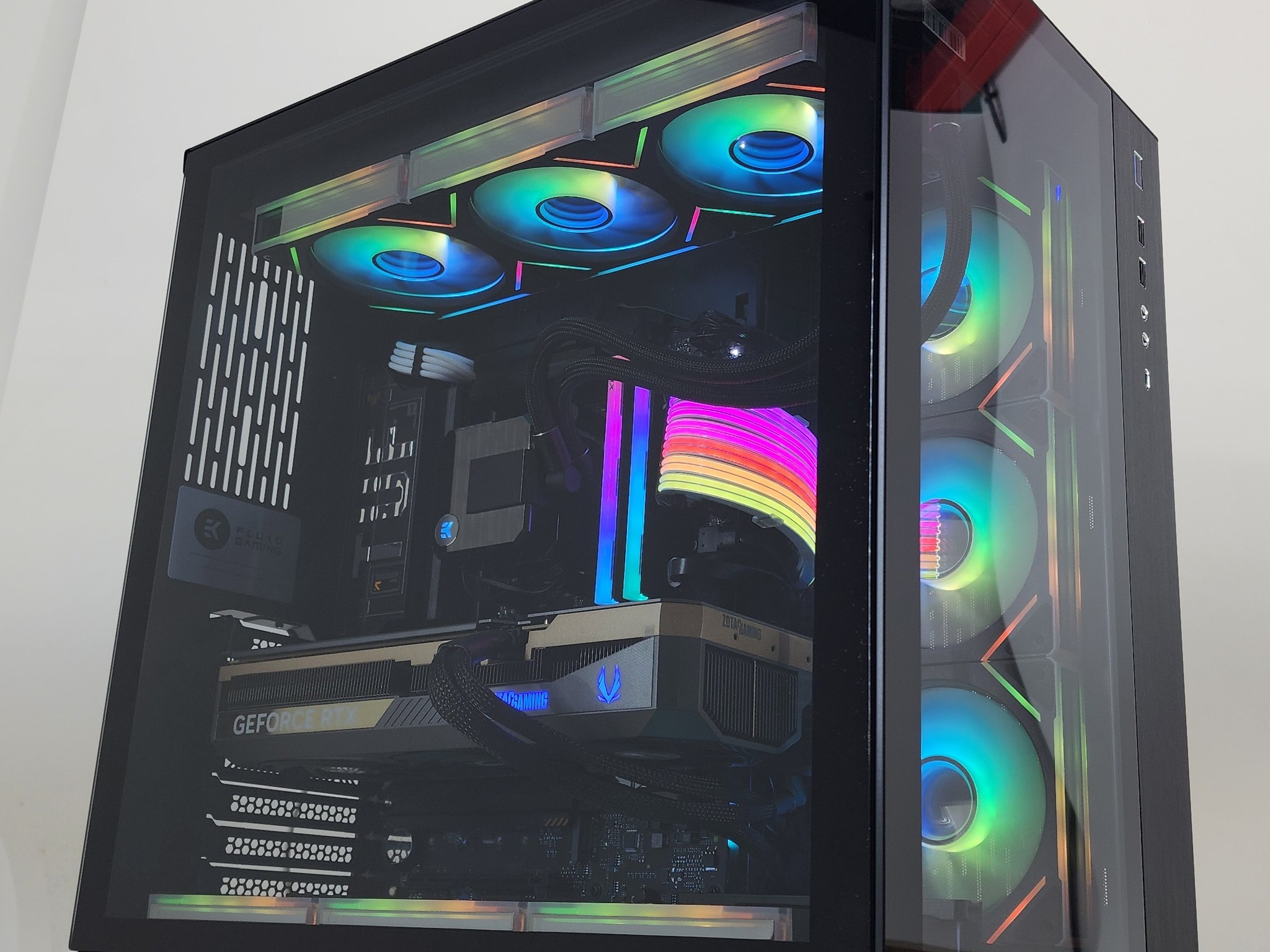 Gaming PC Ryzen 7 9800X3D 32GB RAM 2TB SSD RTX 5080 16GB Windows 11 Computer