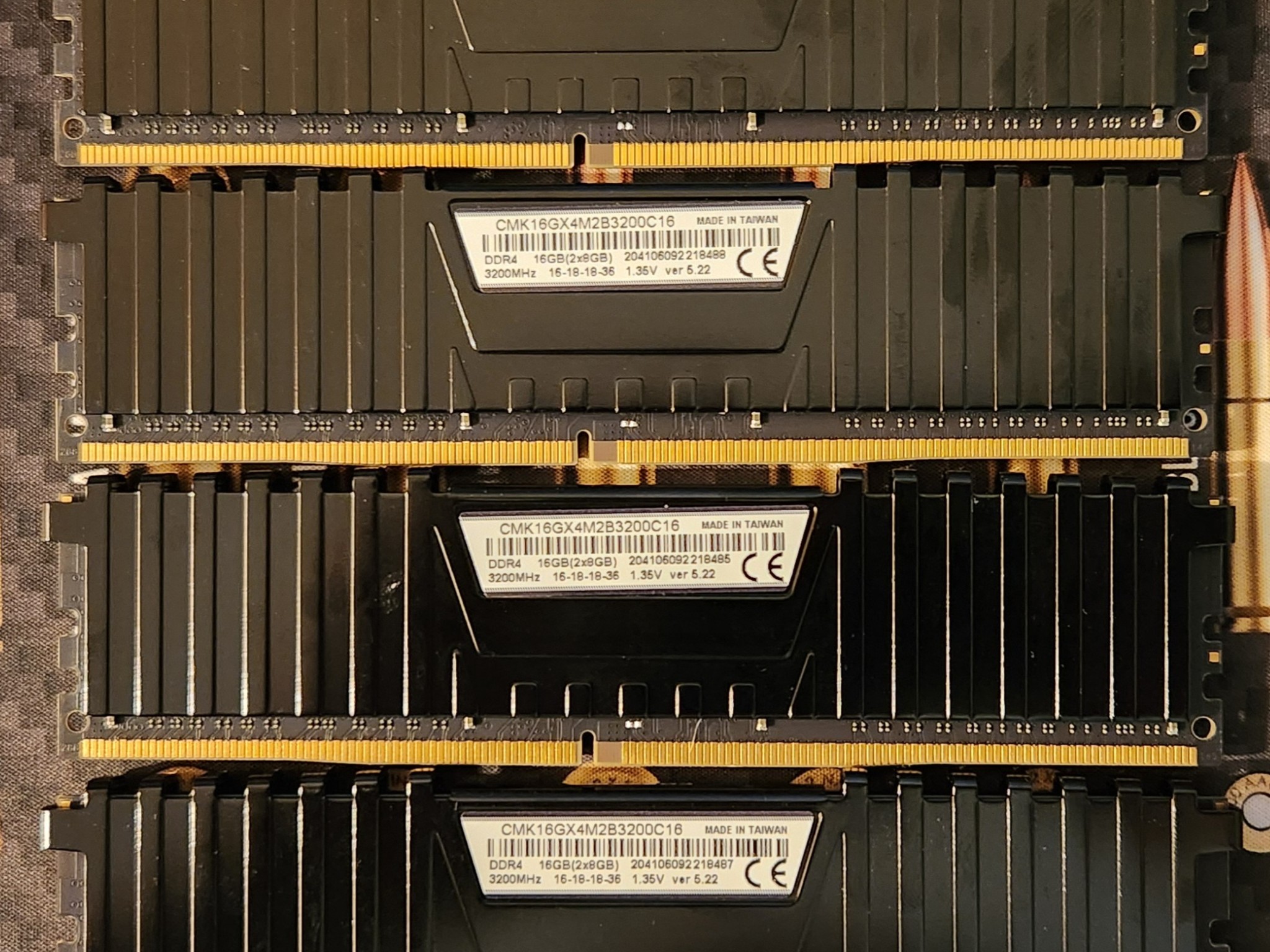 Corsair Vengeance LPX 64GB DDR4-4000 (4x16GB)