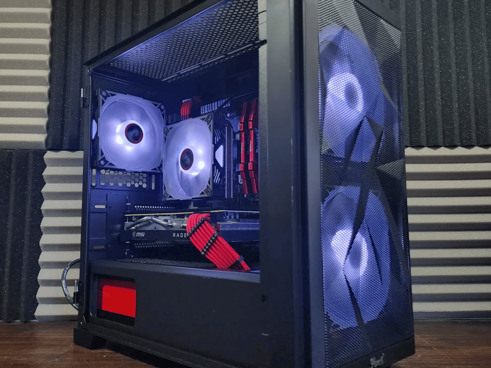 🔺️💠🔺️ AMD Ryzen 5 3500X // AMD Radeon RX 5700XT // G.SKILL Ripjaws 16GB 2400MHz