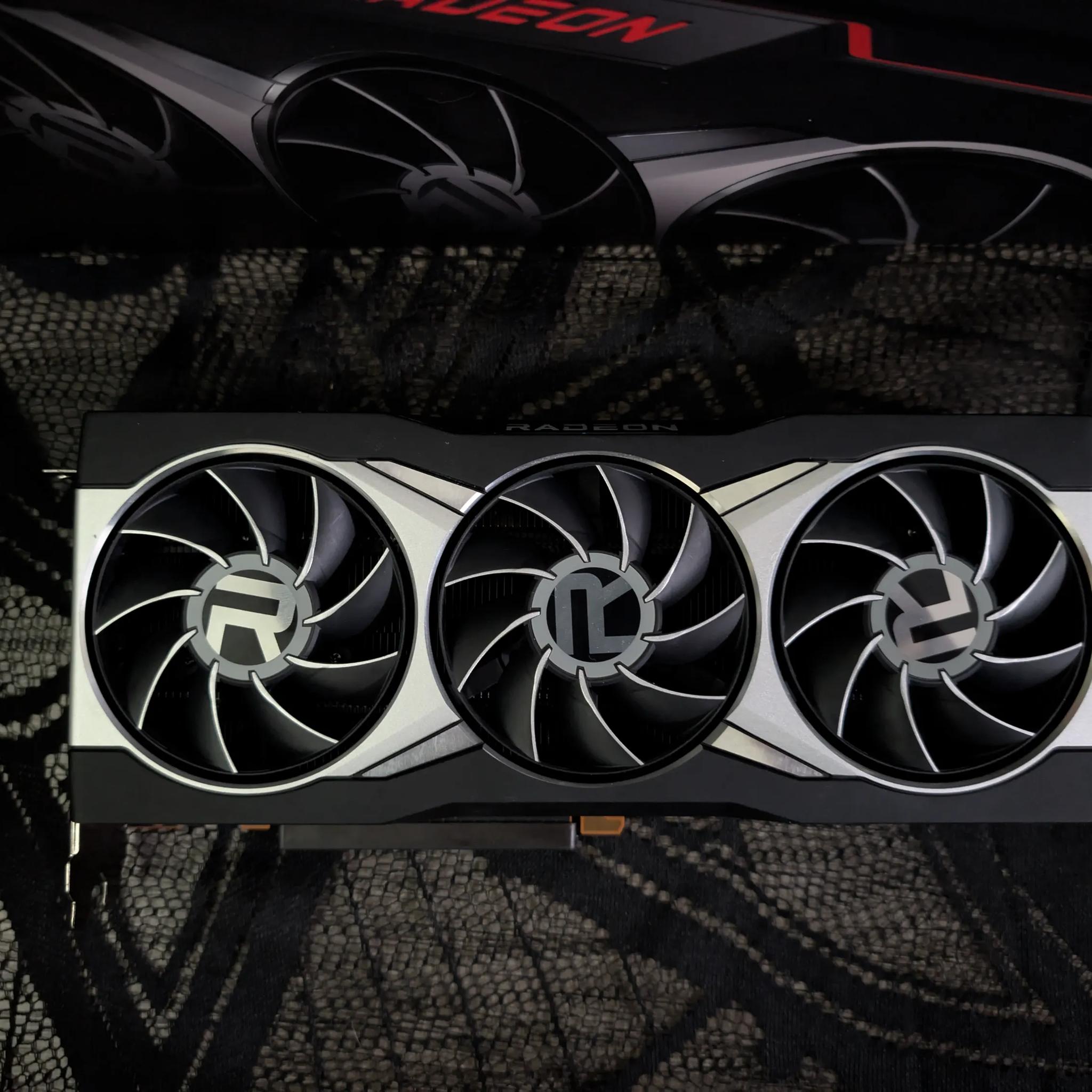 AMD Radeon RX 6800XT 16GB in Original Packaging with extra PhaseSheet PTM