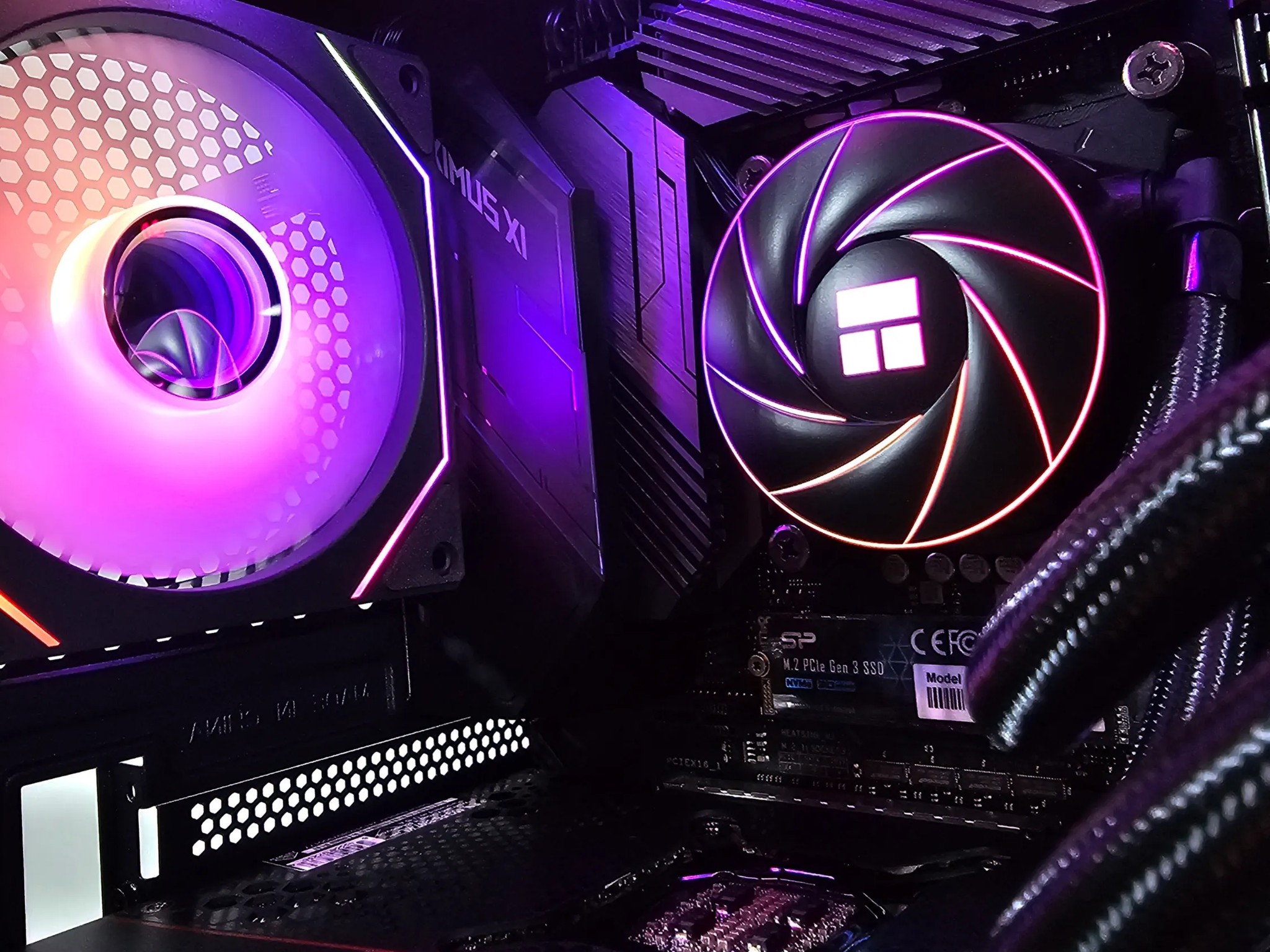 FTW / RTX 3080 10GB / i9 9900k / 64GB DDR4 / 2TB SSD / Wi-FI & BT