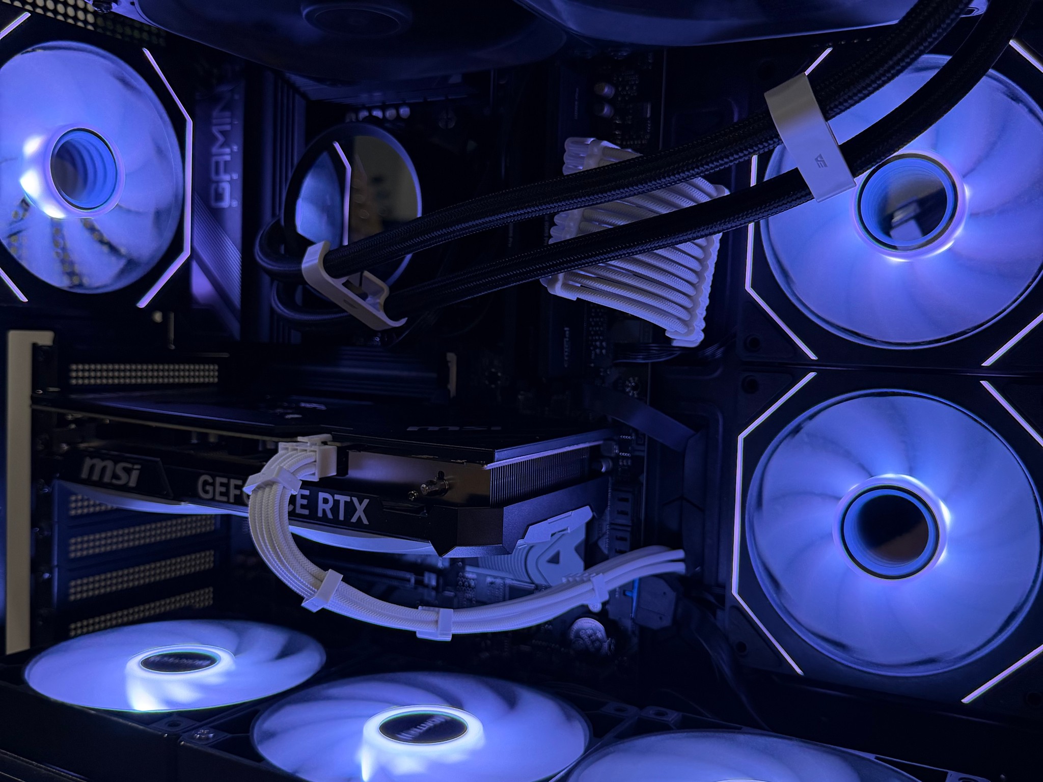 🔥 CUSTOM AM5 FUTURE-PROOF GAMING PC || RYZEN 7700x || RTX 4070 || 32GB Ram || 1 TB Nvme SSD 🔥
