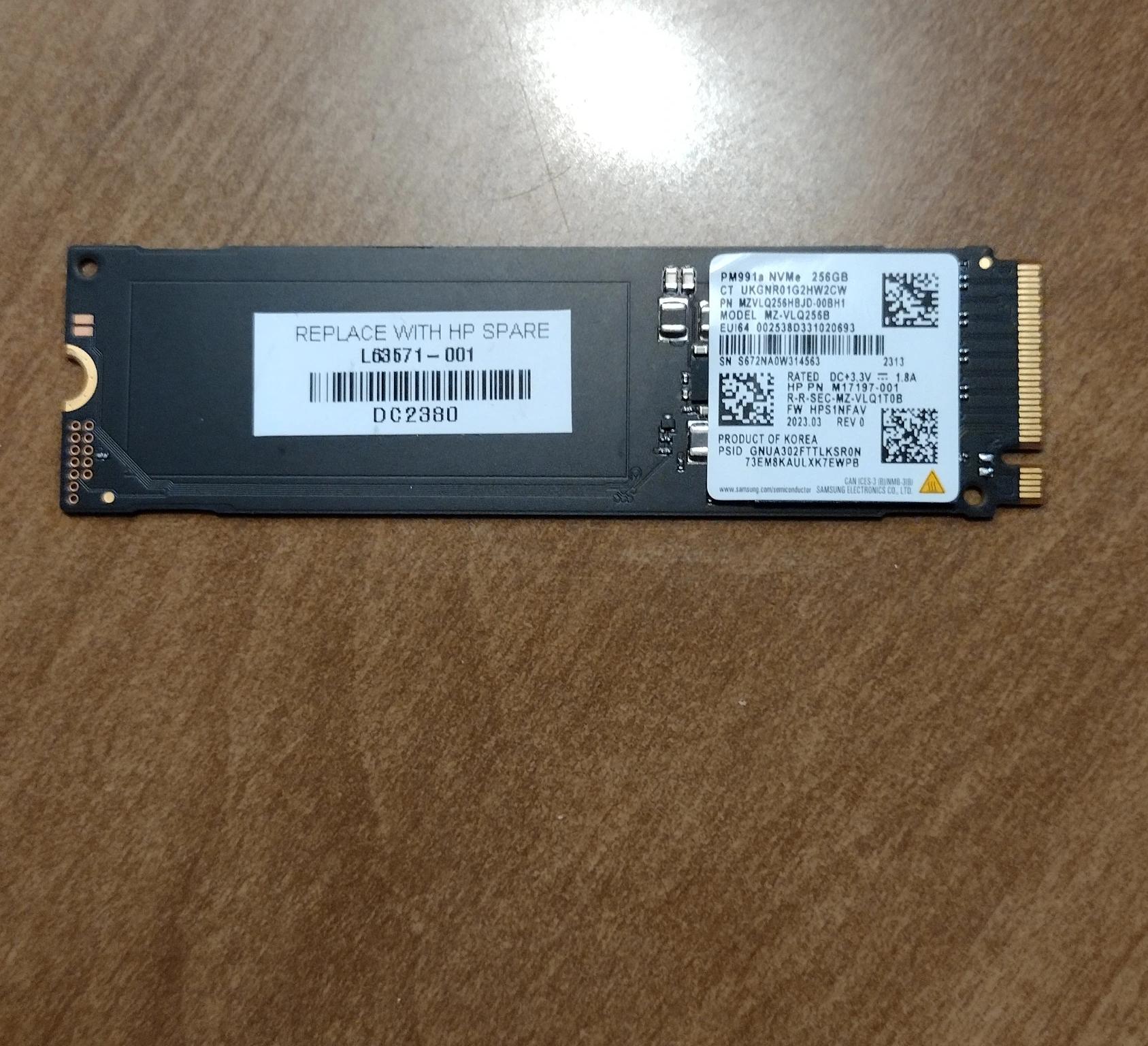 Samsung 256 Gb M.2 2280 NVMe SSD