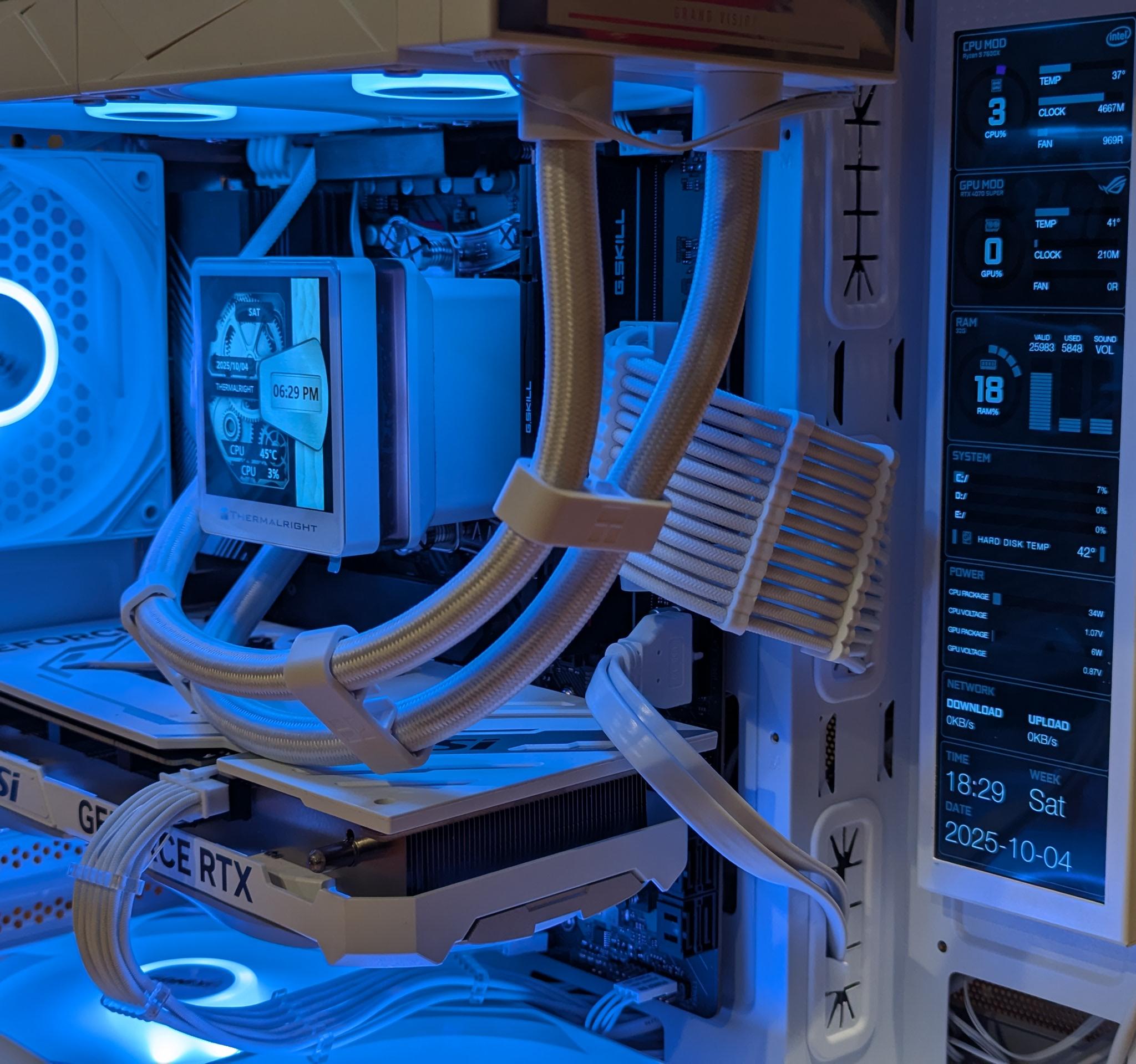 ⚪🖤 Ryzen 5 7600X | RTX 4070 Super | 32GB DDR5 | 1440p Gaming PC