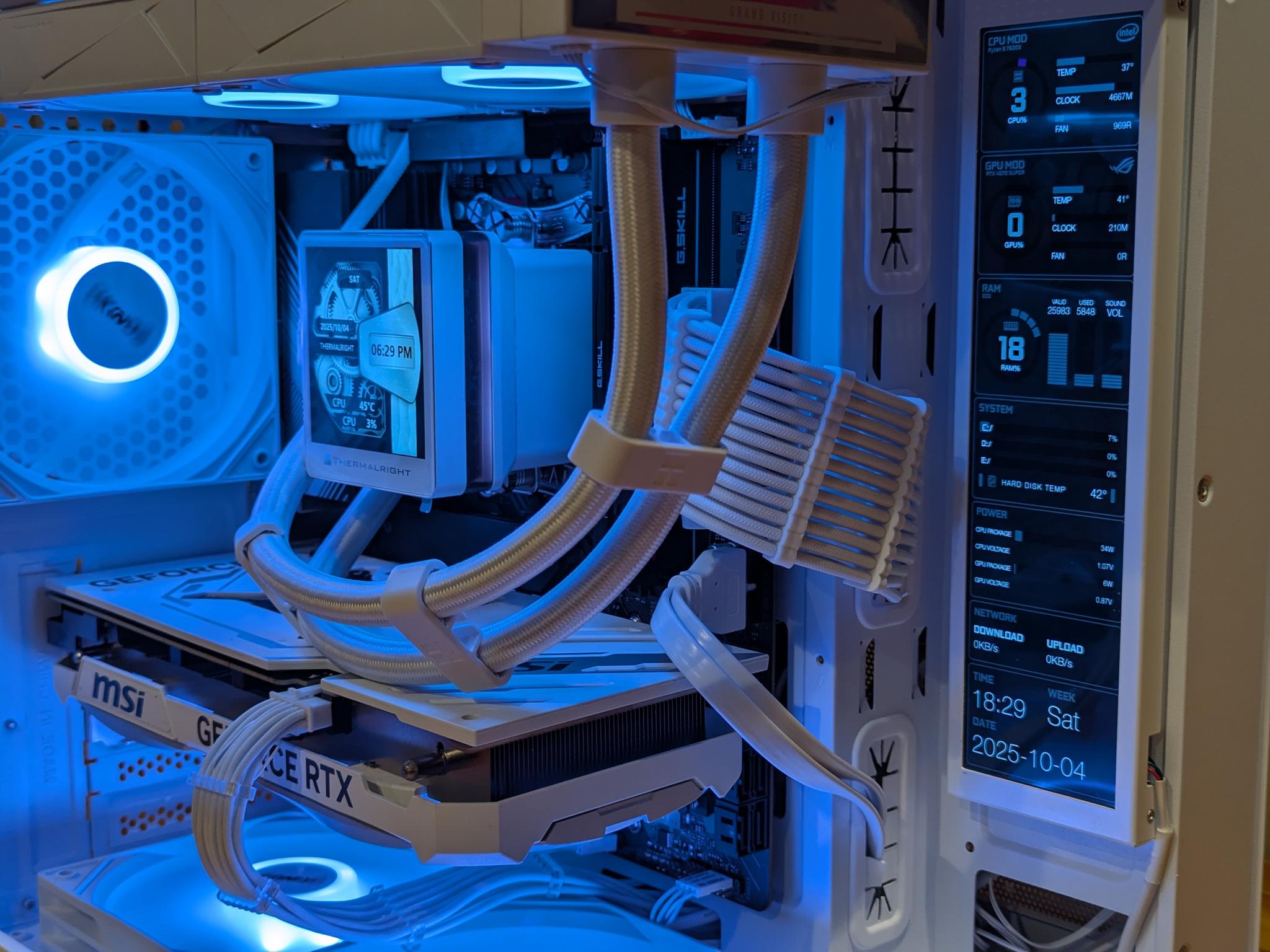 ⚪🖤 Ryzen 5 7600X | RTX 4070 Super | 32GB DDR5 | 1440p Gaming PC