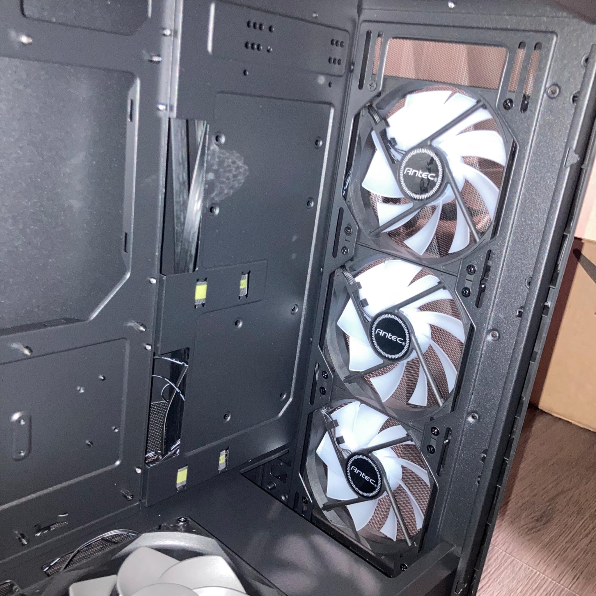 Antec D700 Flux