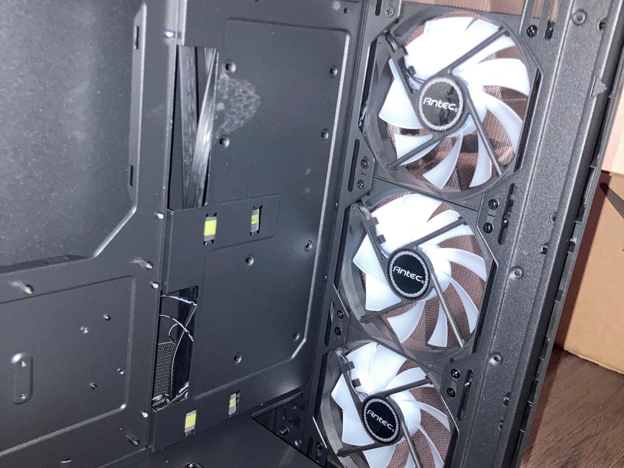 Antec D700 Flux