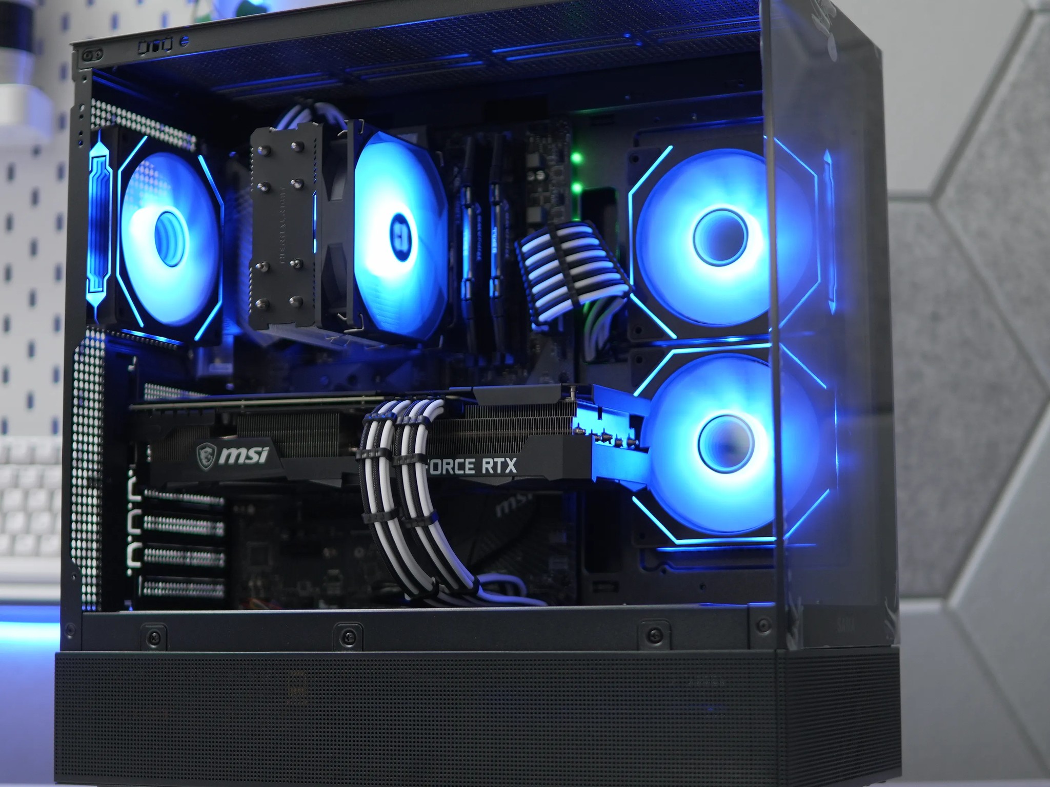 Epic Gaming PC | RTX 3070ti + RYZEN 5 5600x + 32gb RAM