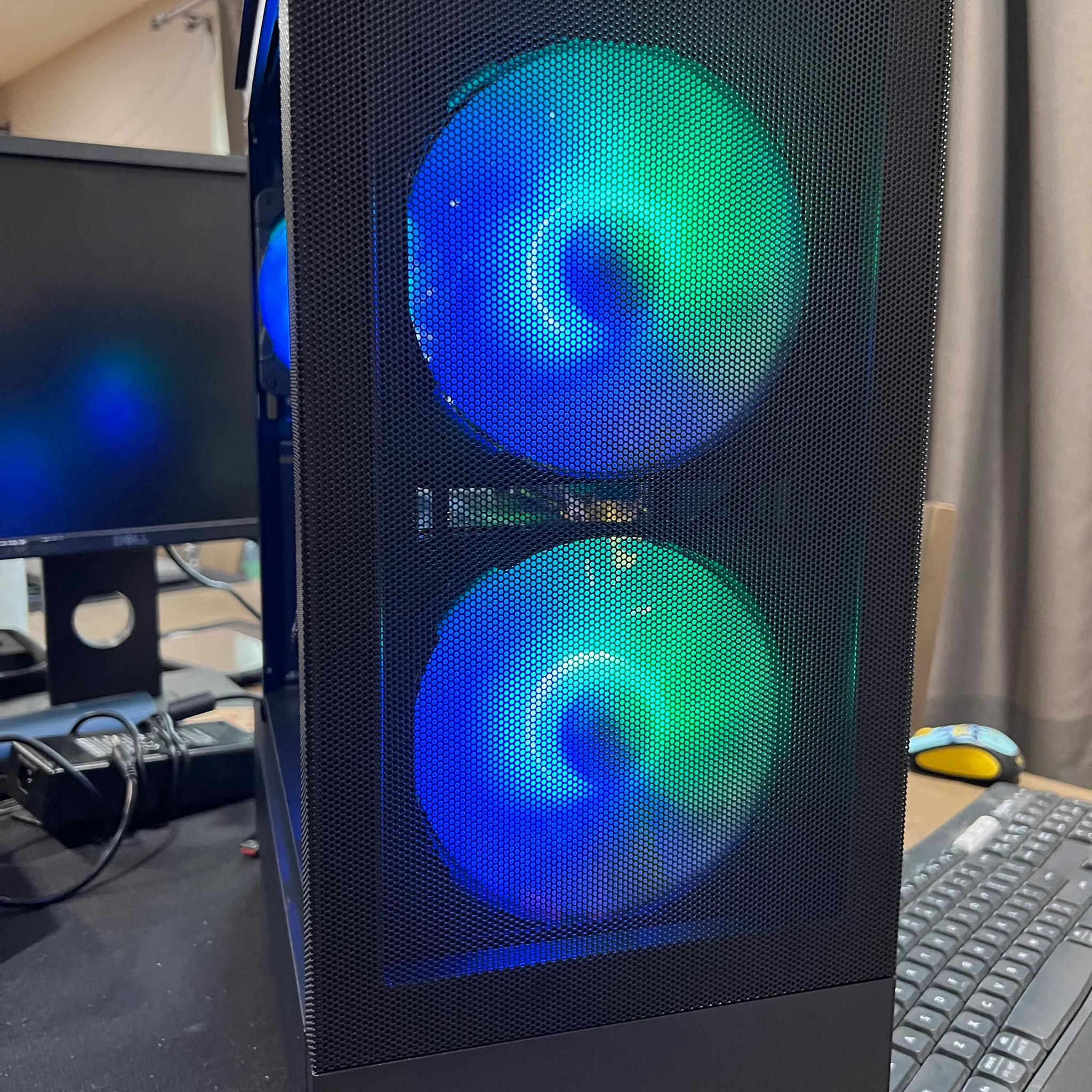 Tusker Build 5736 AMD 5700XT 3600