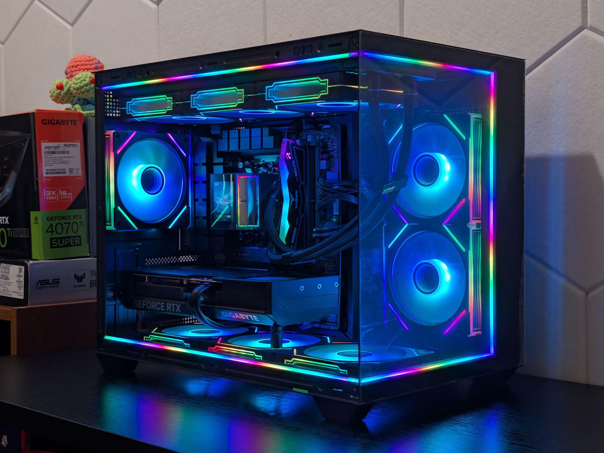 🔥🐃 4K Gaming Beast | RTX 4070Ti Super | Ryzen 7 7700X | 2TB SSD | 32GB RAM | WiFi 6 & BT 🐃🔥