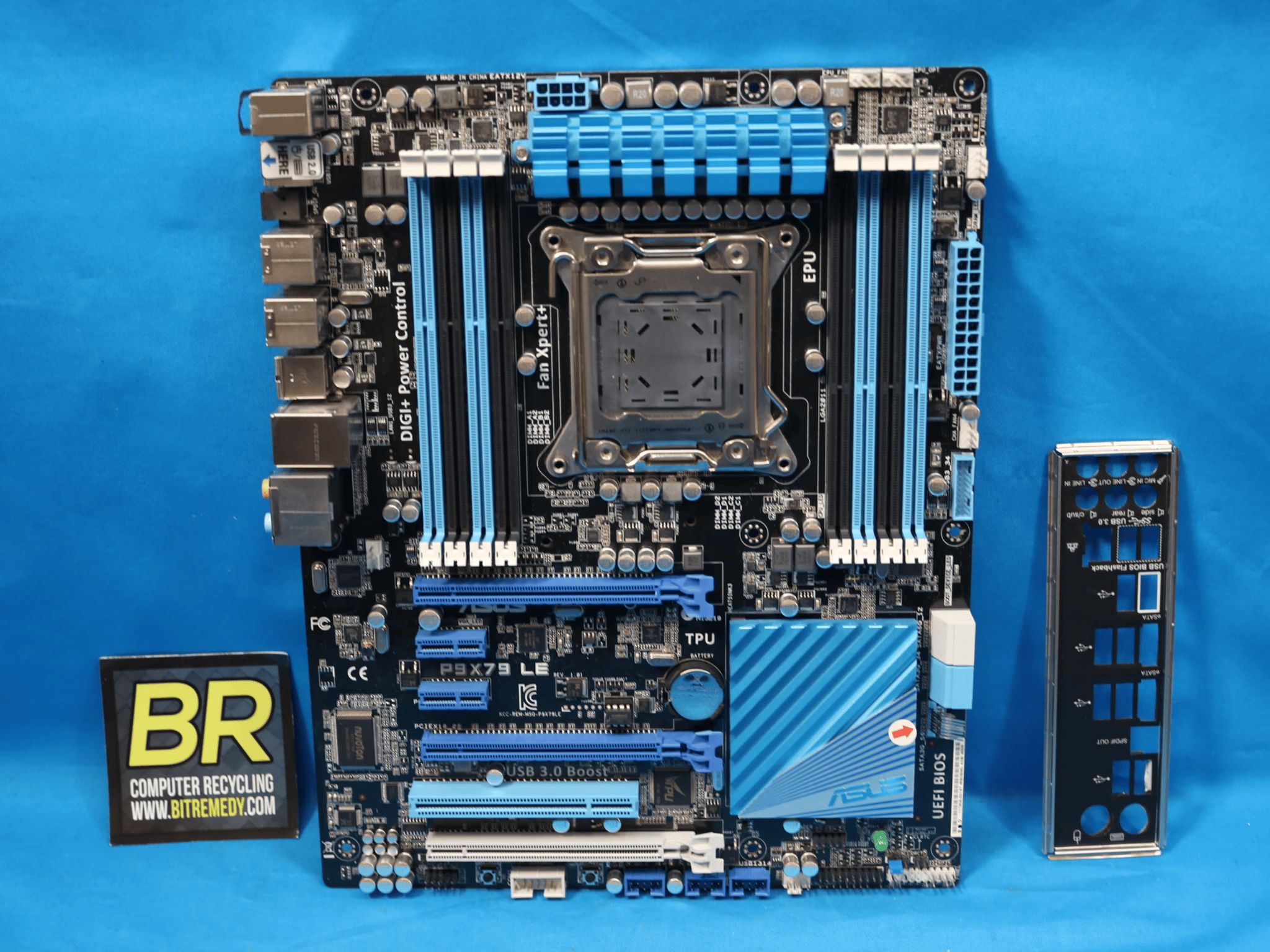 *READ* ASUS P9X79 LE Intel Socket LGA2011 X79 DDR3 ATX Desktop Motherboard & I/O Shield
