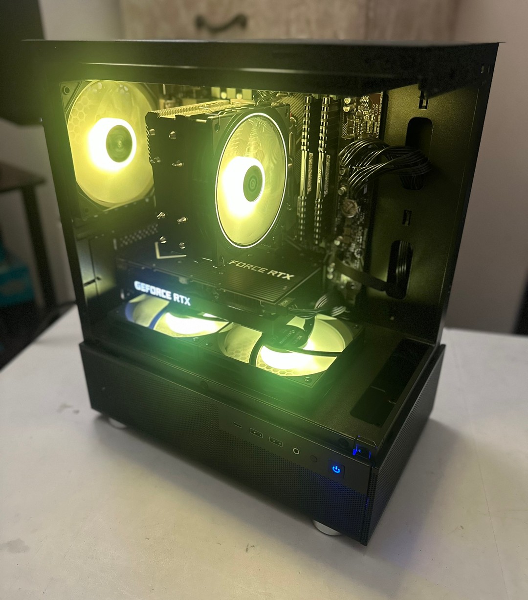 Ryzen 5 5500 / RTX 3060 Ti / 512GB NVME / 16GB RAM | Jawa