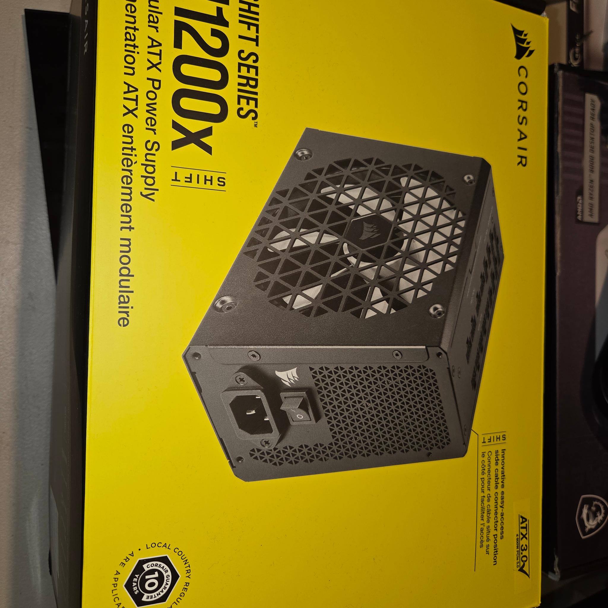 CORSAIR 1200W RMx Shift RM1200x Shift Fully Modular 80PLUS Gold ATX Power Supply
