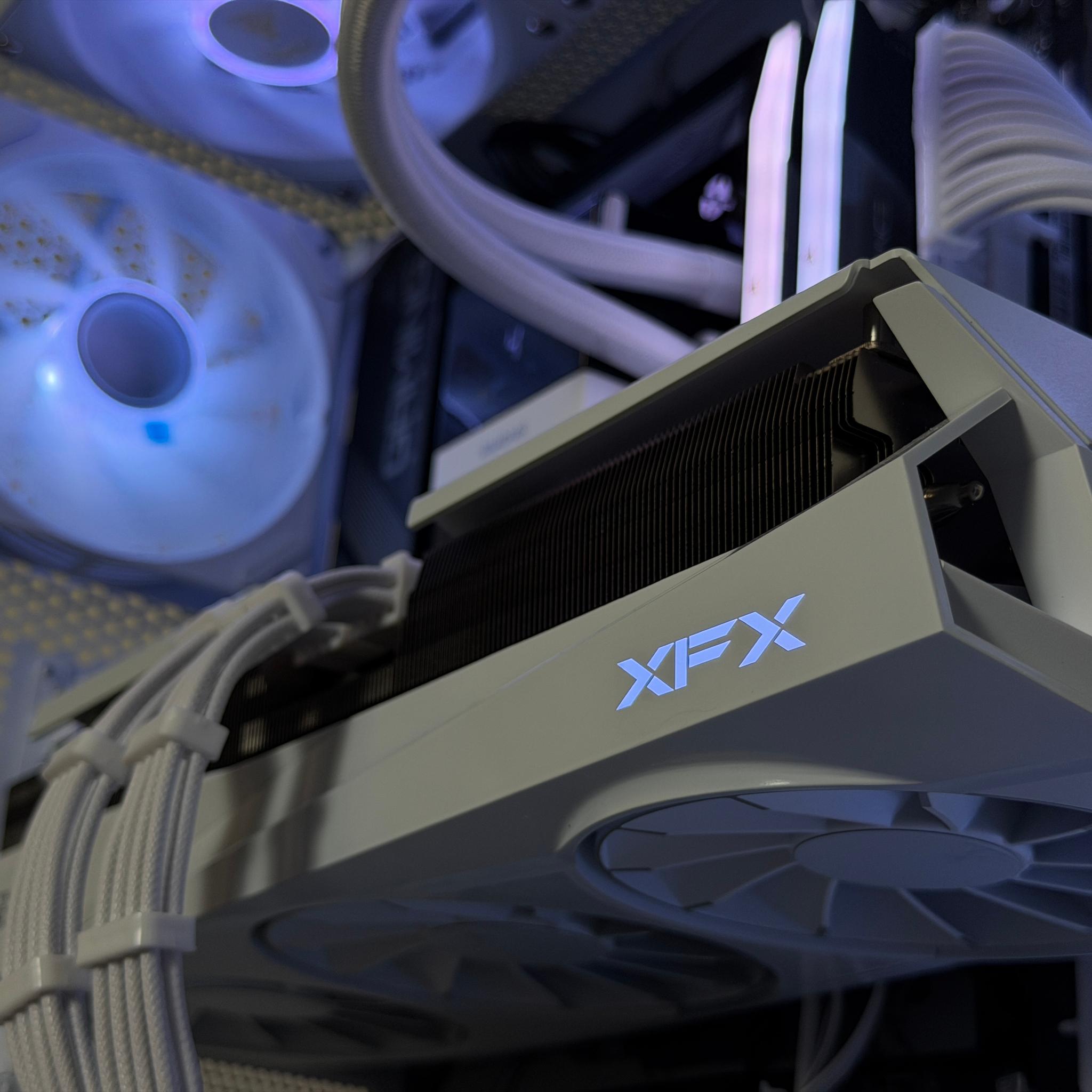 ⚪ RX 9070 XT RYZEN 7 X3d WHITE GAMING PC ⚪ | RYZEN 7 7800X3D | 32GB DDR5 | 2TB SSD