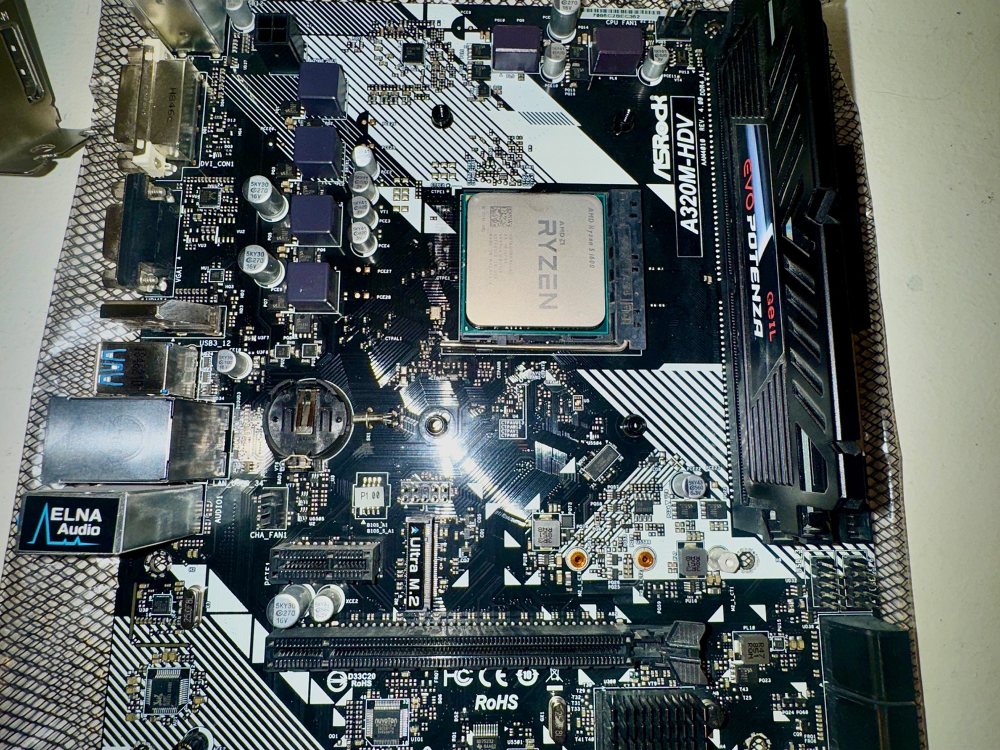 AsRock A320M-HDV, Ryzen 5 1600, MSI Nvidia GTX 1050ti 4GB, 8GB Ram