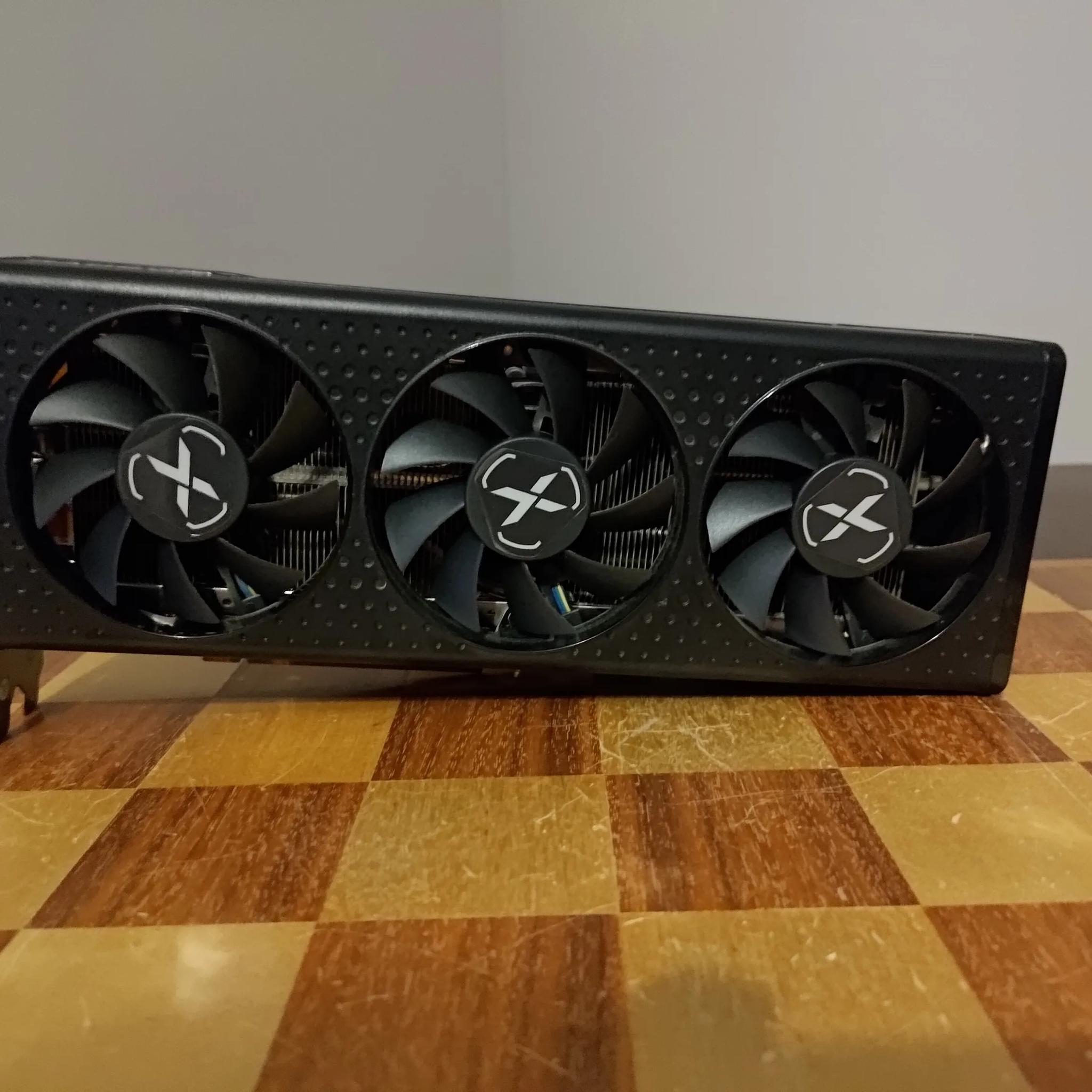 XFX QICK 308 RX 6600 XT