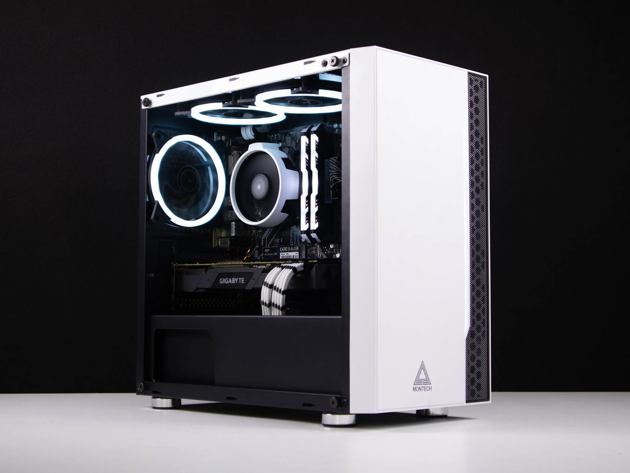 RTX 2070 | Ryzen 7 2700X | 16gb RAM