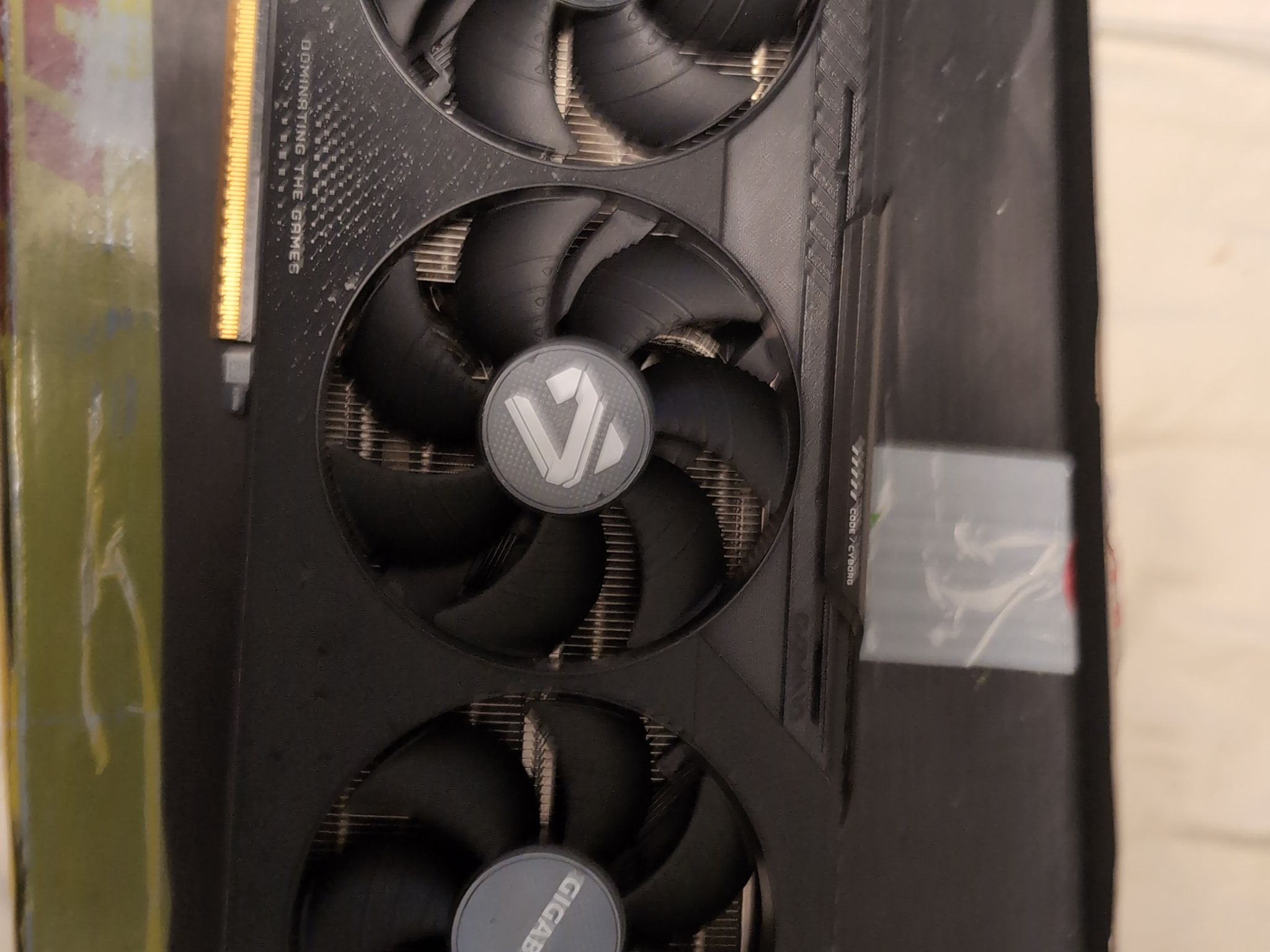 GIGABYTE RX 9070 XT GAMING OC 16G